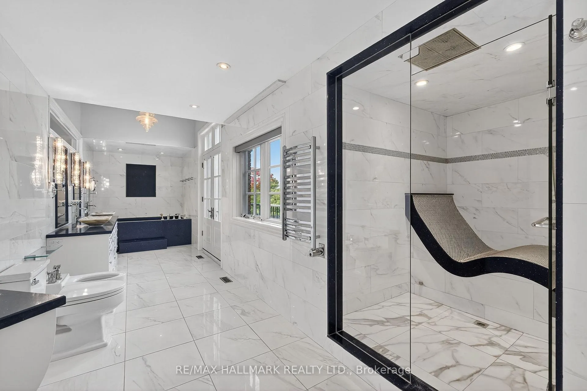 Photo 28 of 61 Petermar Drive, Vaughan, Vellore Village — HOMEH