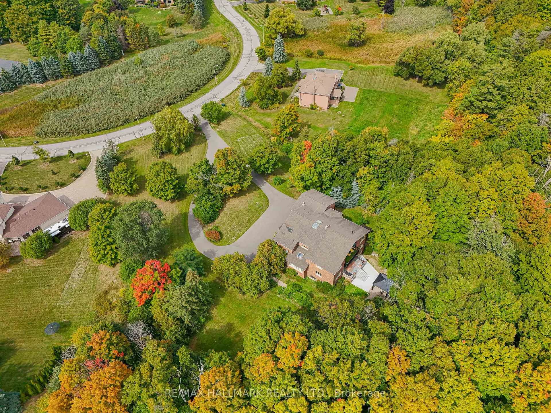 Photo 50 of 61 Petermar Drive, Vaughan, Vellore Village — HOMEH
