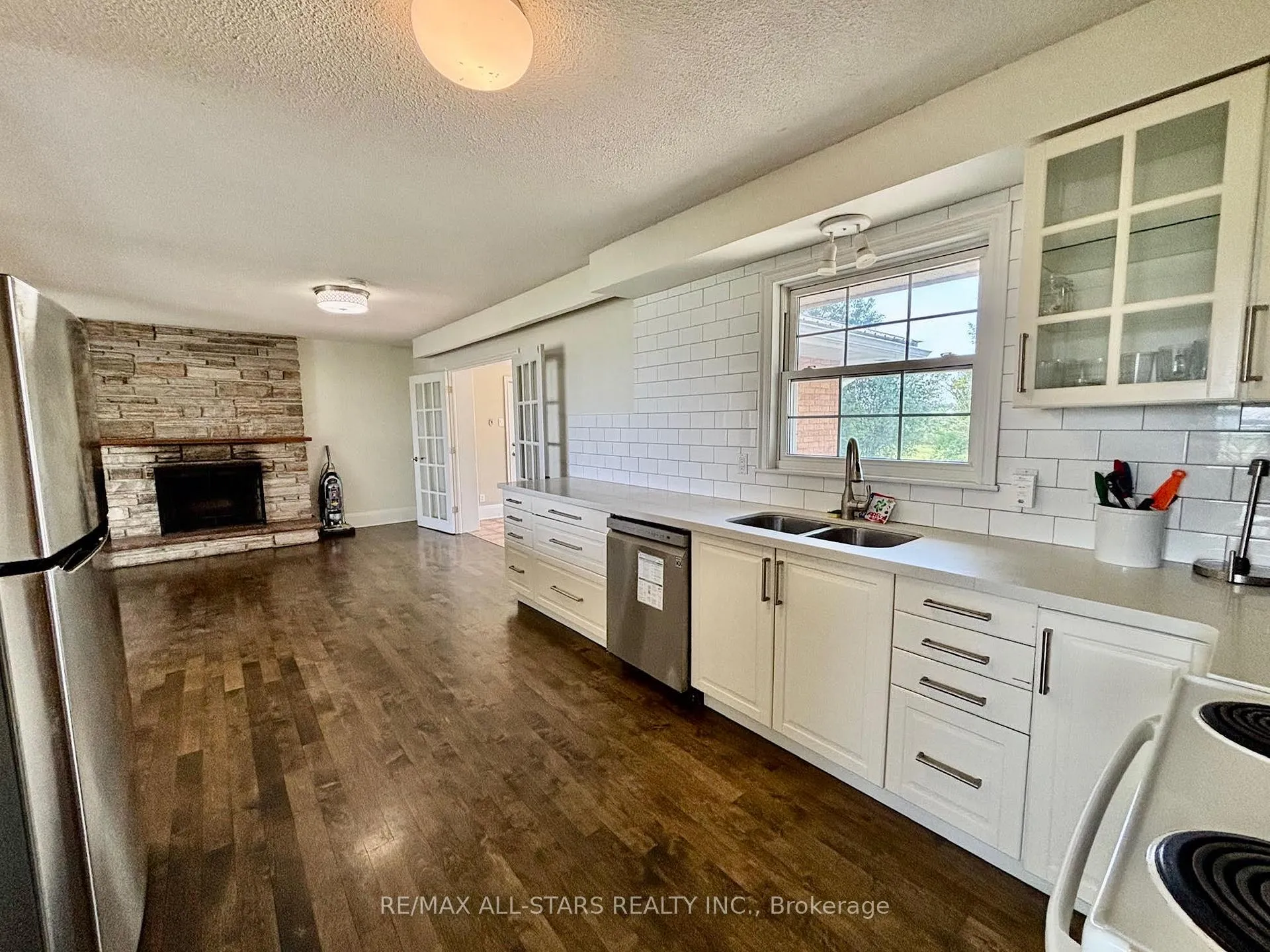 Photo 6 of 11648 Kennedy Road, Markham, Markham Village — HOMEH