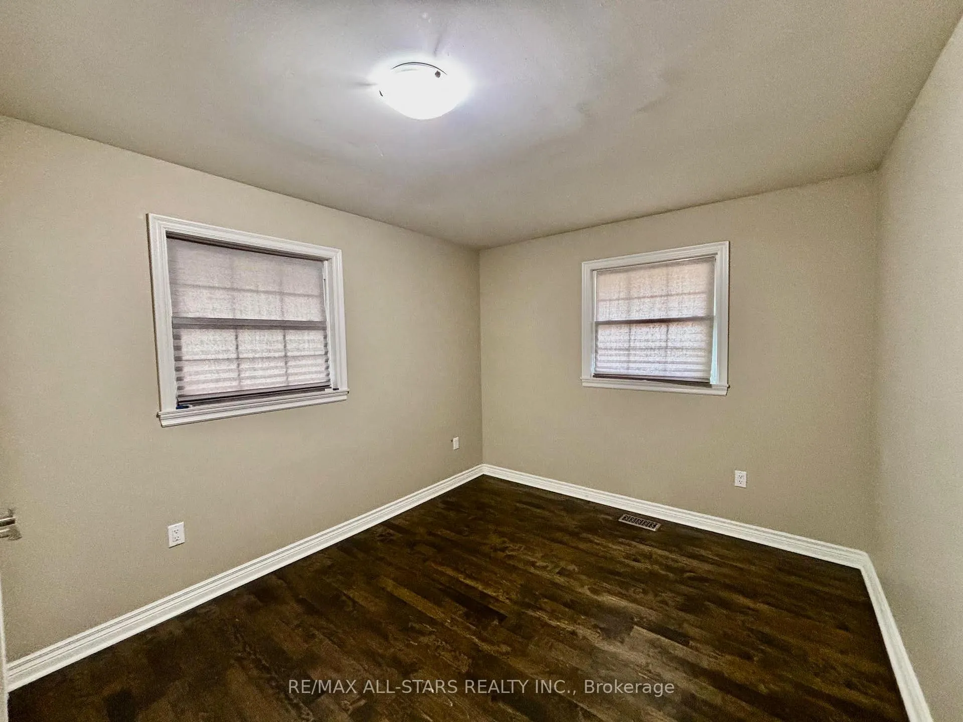 Photo 9 of 11648 Kennedy Road, Markham, Markham Village — HOMEH