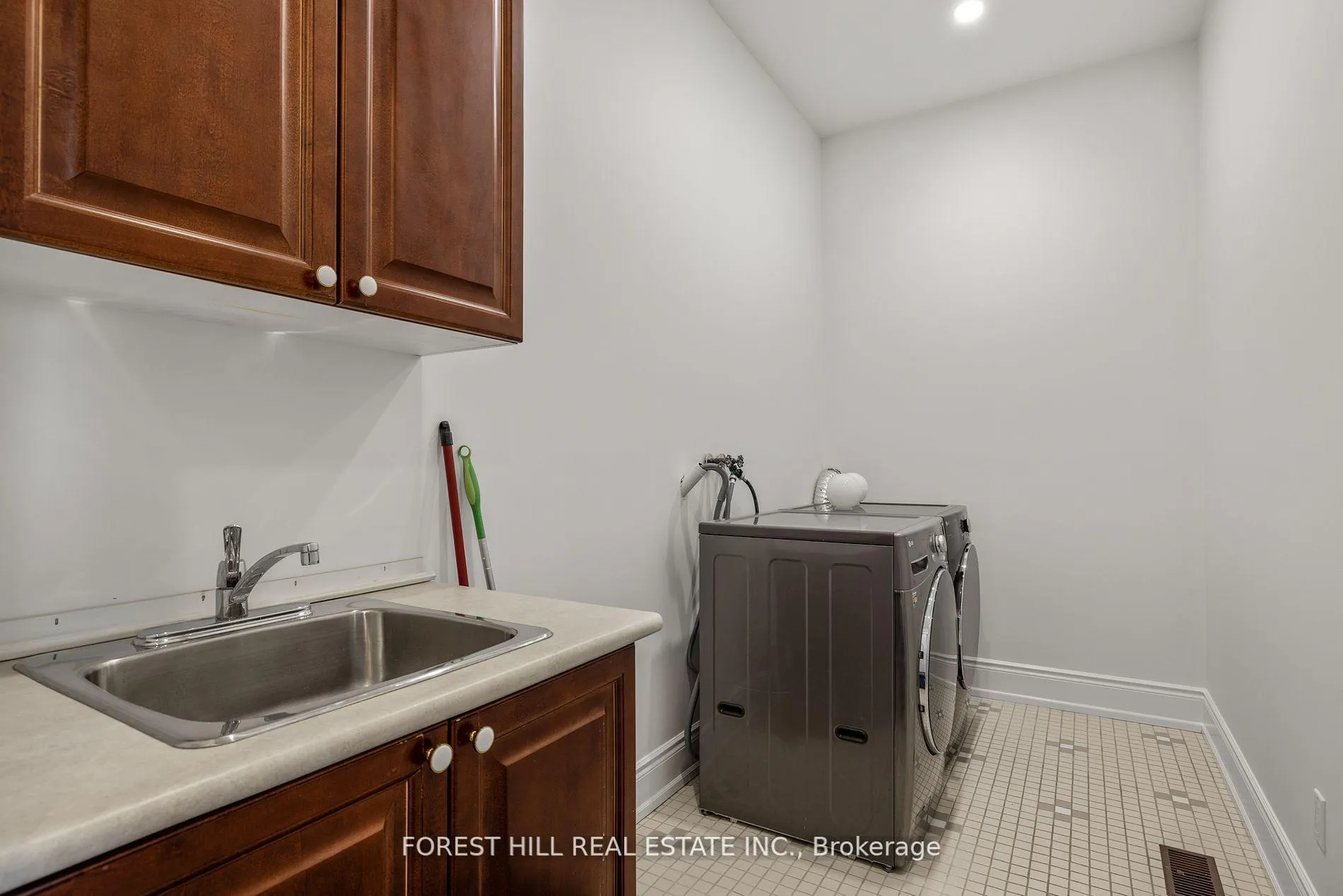 Photo 29 of 314 Dyson Road, Pickering, Rosebank — HOMEH