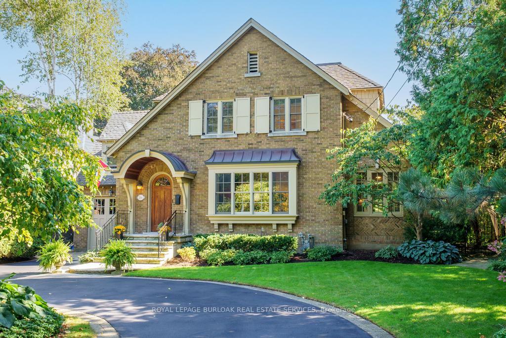 Photo 3 of 3104 First Street, Burlington, Roseland — HOMEH