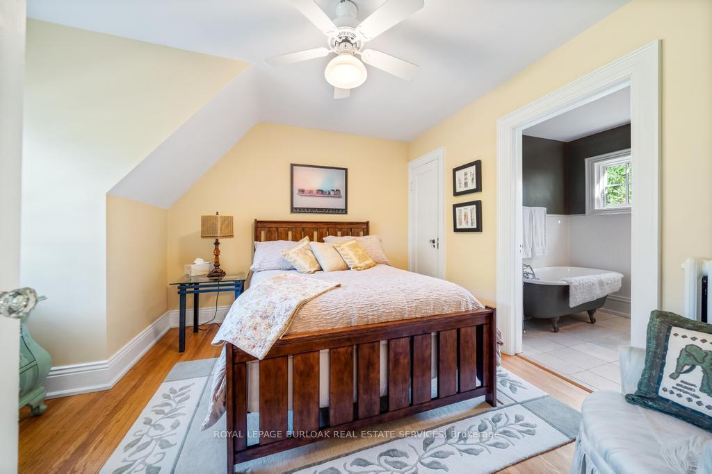 Photo 24 of 3104 First Street, Burlington, Roseland — HOMEH