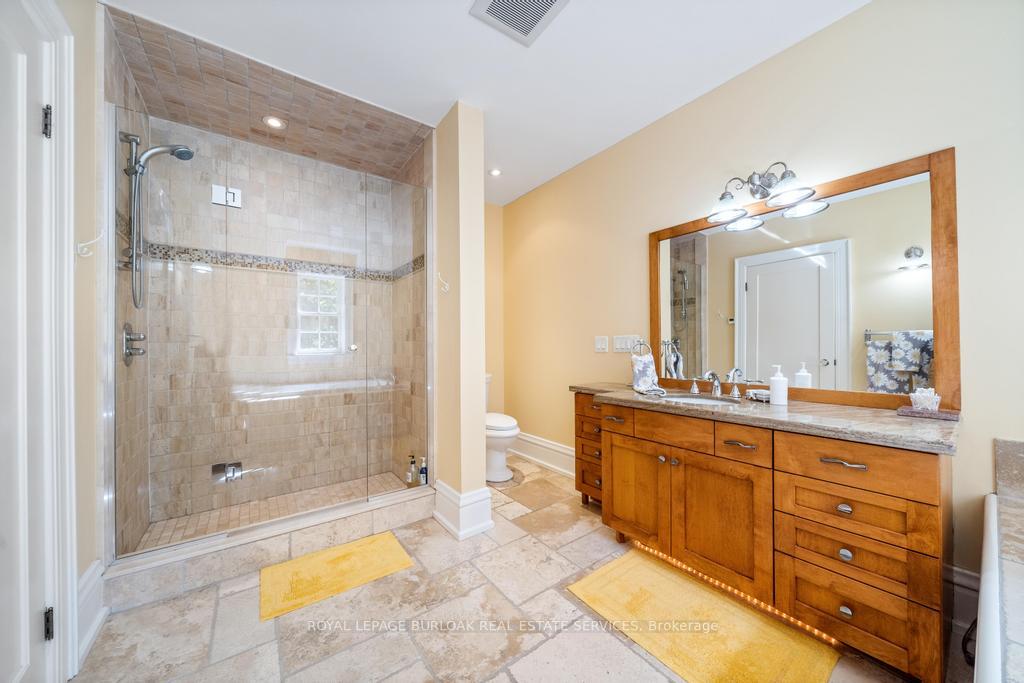Photo 29 of 3104 First Street, Burlington, Roseland — HOMEH