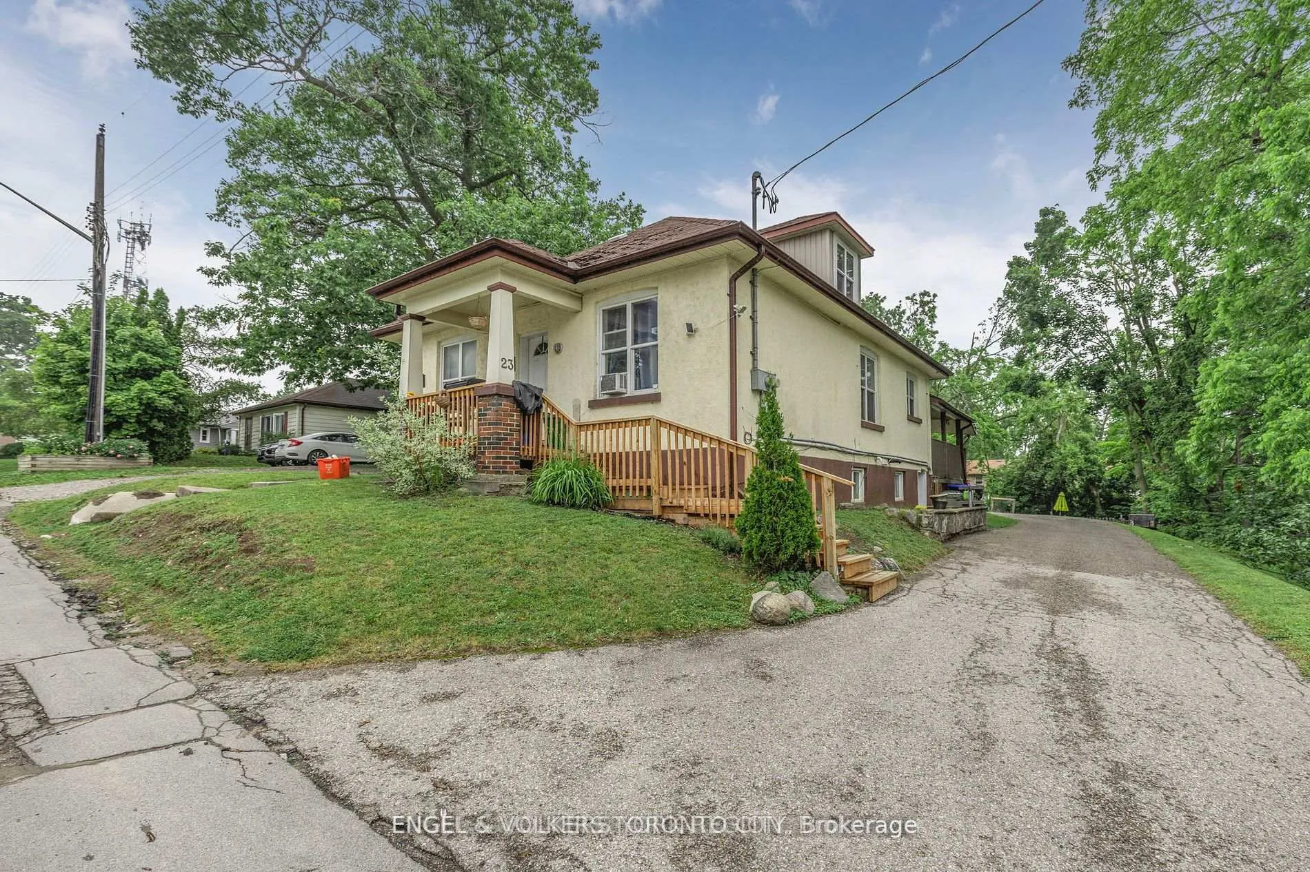 Photo 20 of 23 Lount Street, Barrie, Wellington — HOMEH
