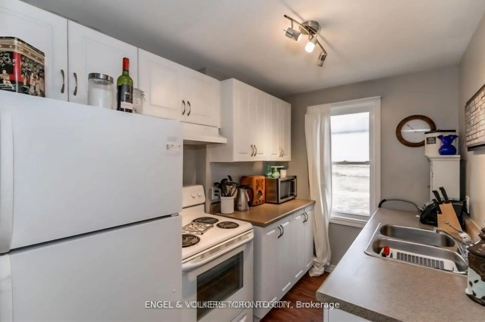 Photo 28 of 23 Lount Street, Barrie, Wellington — HOMEH