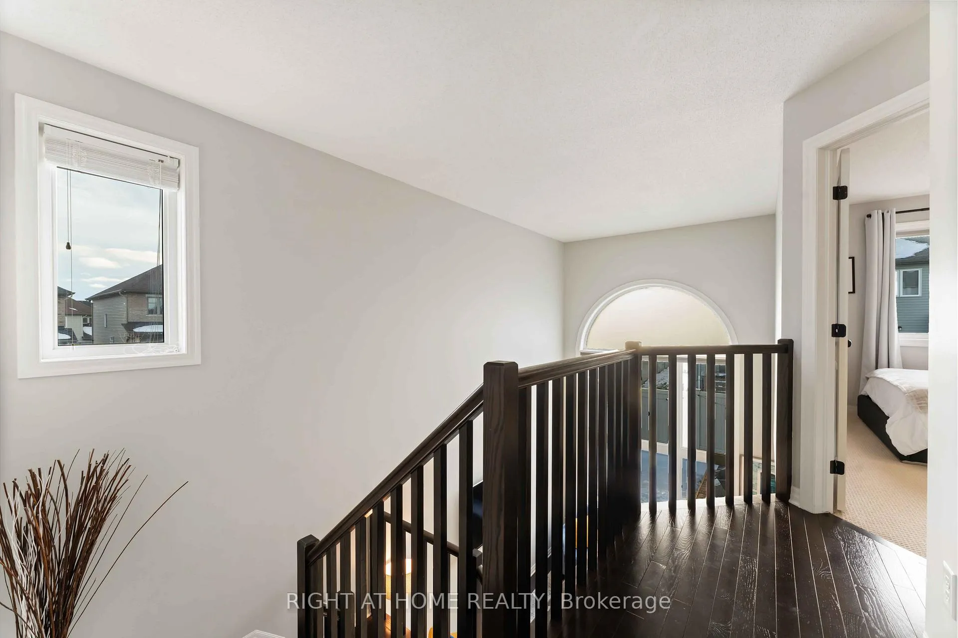 Photo 13 of 237 Kingswell Street, Ottawa, Leitrim — HOMEH