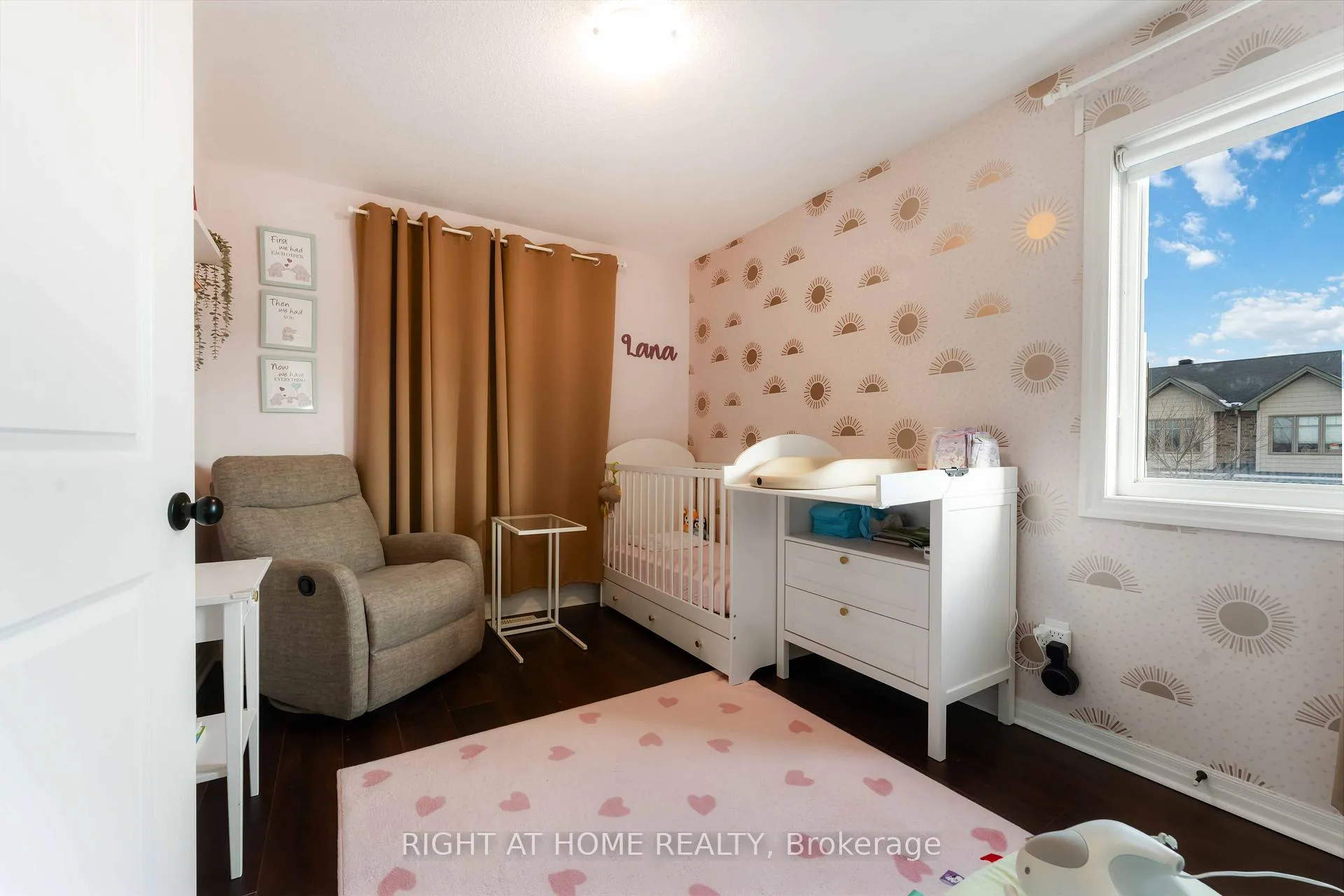 Photo 16 of 237 Kingswell Street, Ottawa, Leitrim — HOMEH