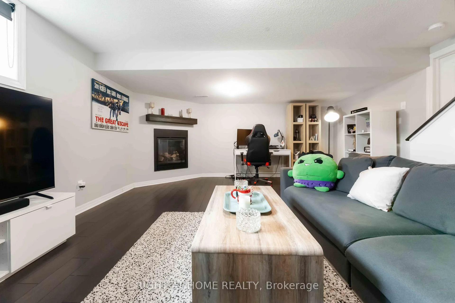 Photo 24 of 237 Kingswell Street, Ottawa, Leitrim — HOMEH