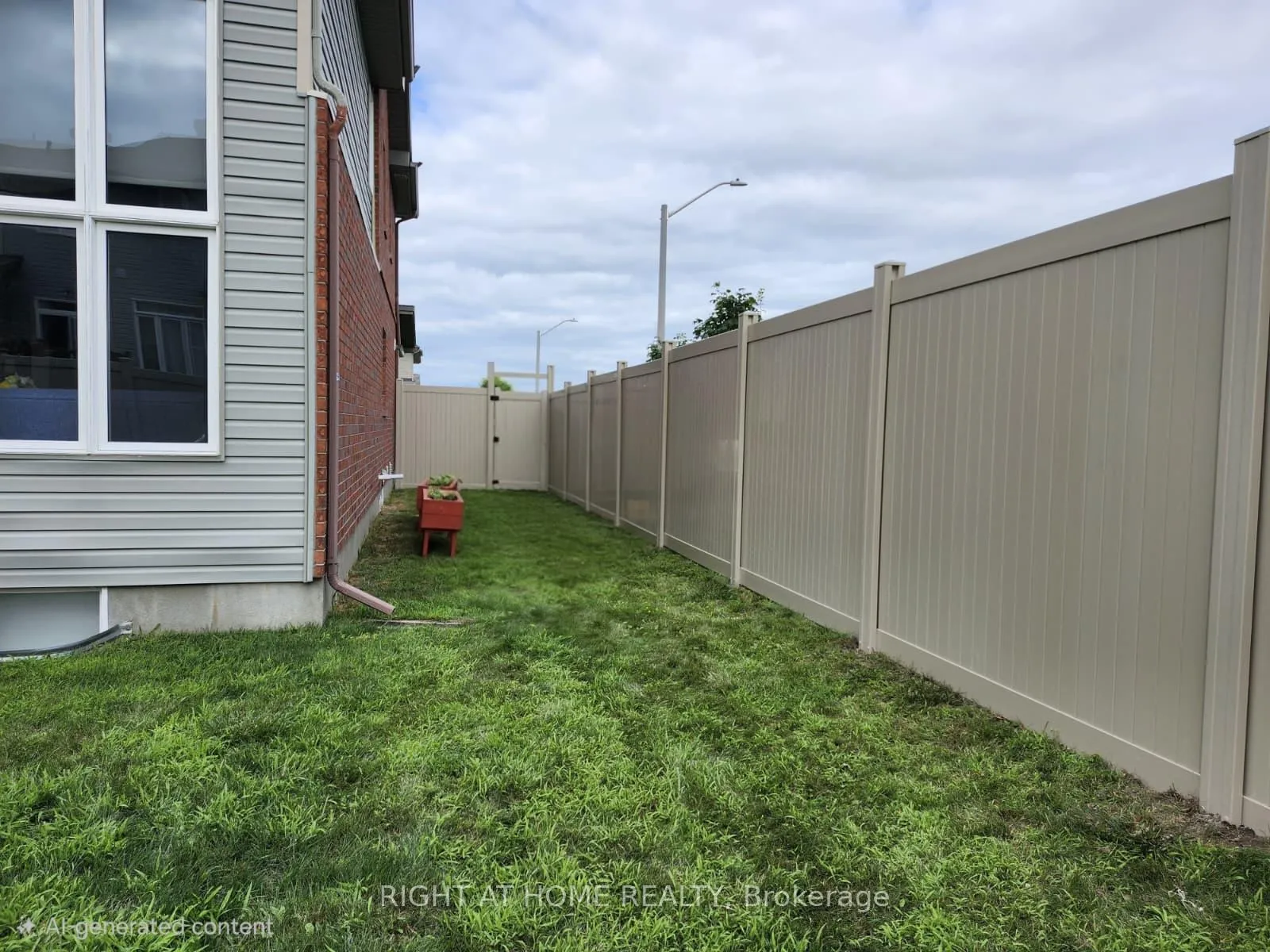 Photo 27 of 237 Kingswell Street, Ottawa, Leitrim — HOMEH