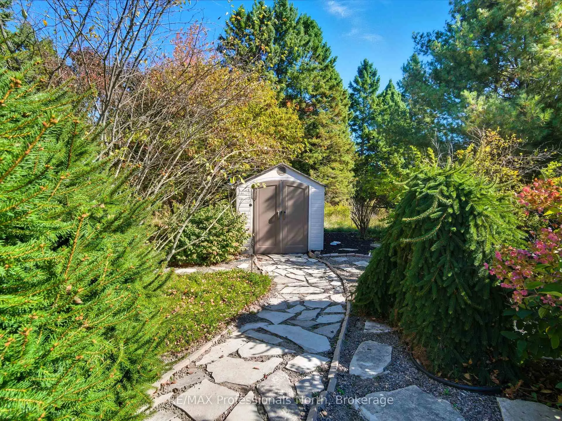 Photo 41 of 17 Keall Crescent, Bracebridge, Monck (Bracebridge) — HOMEH