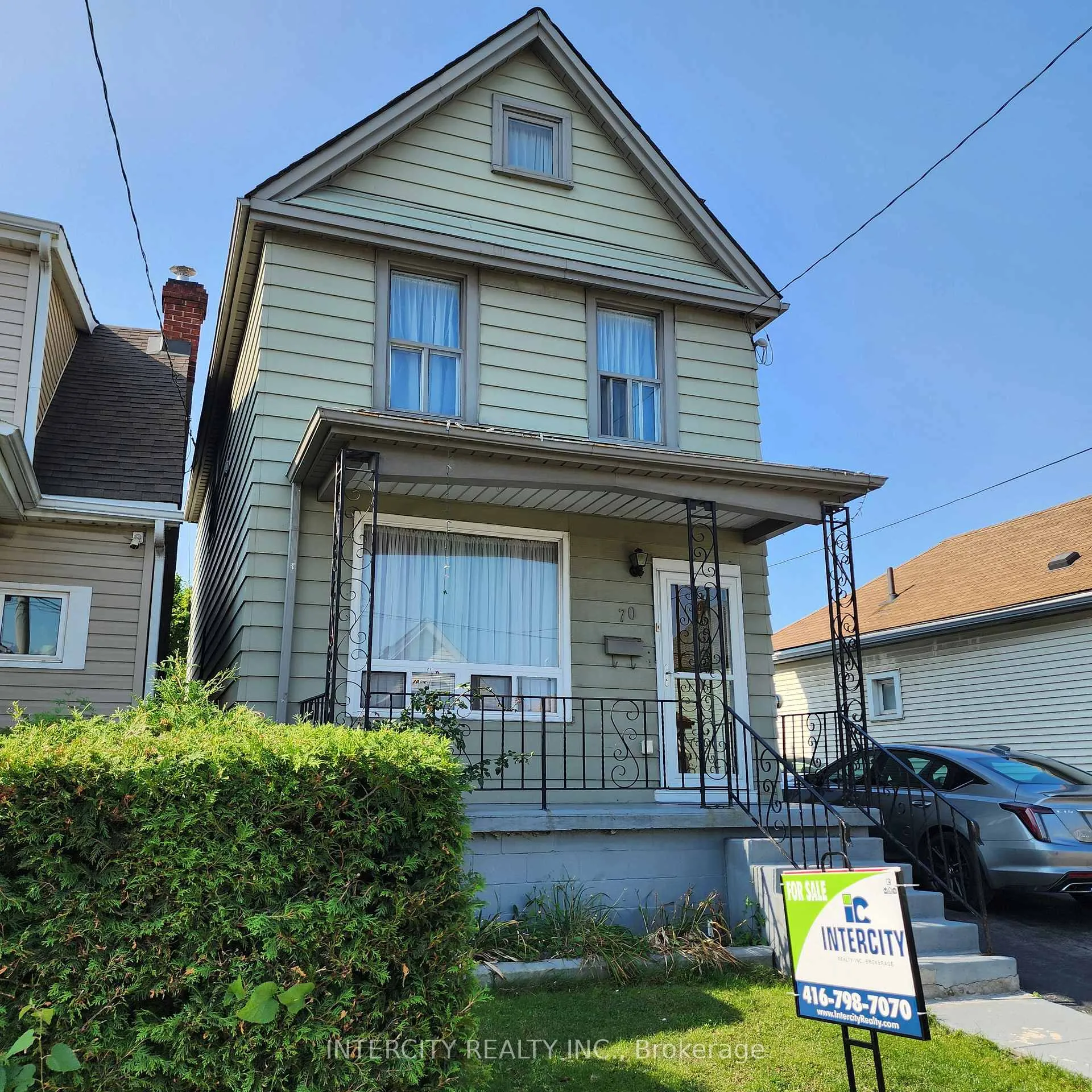Photo 3 of 70 Mayflower Avenue, Hamilton, Crown Point — HOMEH