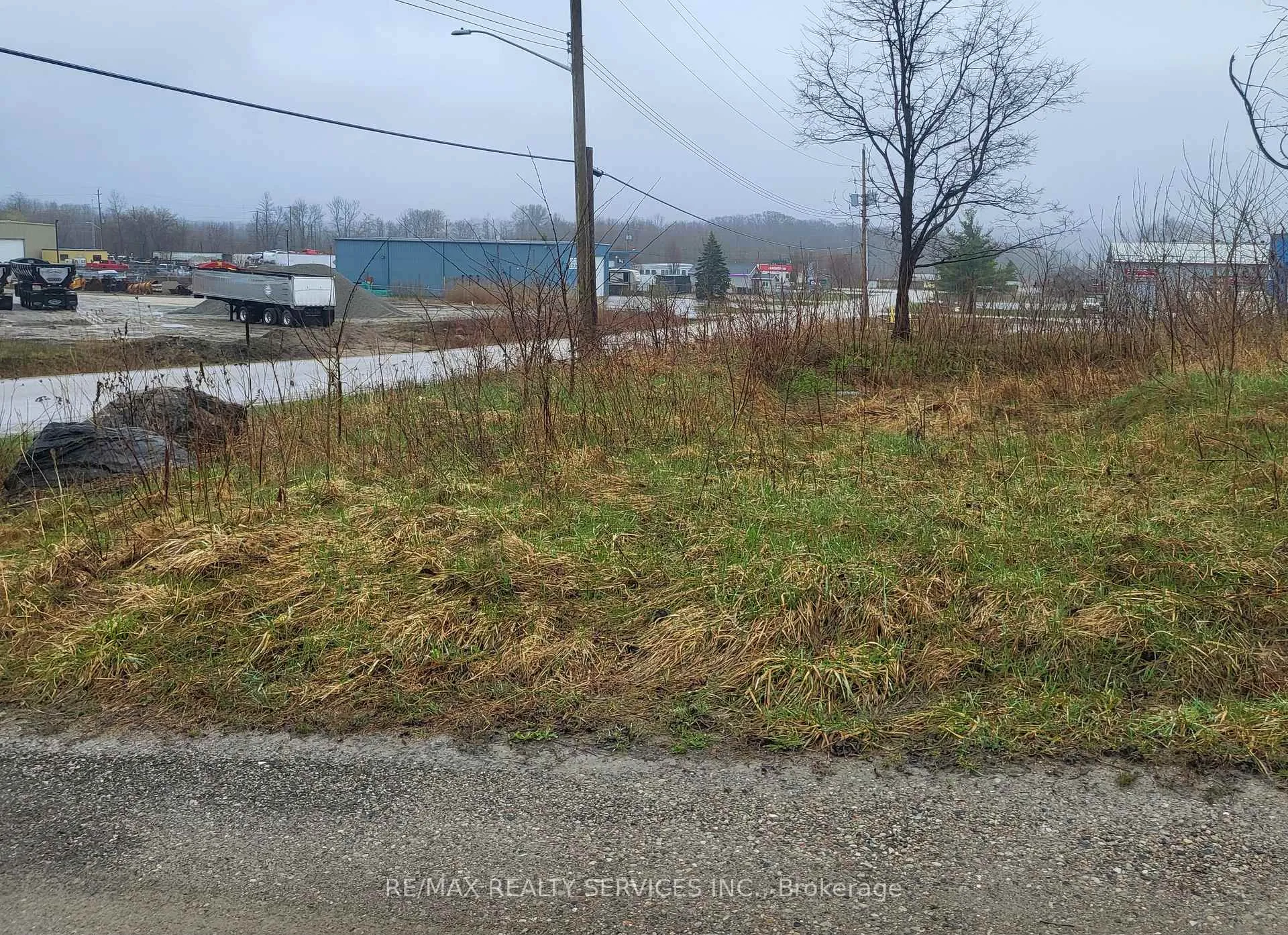 Photo 8 of 269 Whitfield Crescent, Midland — HOMEH
