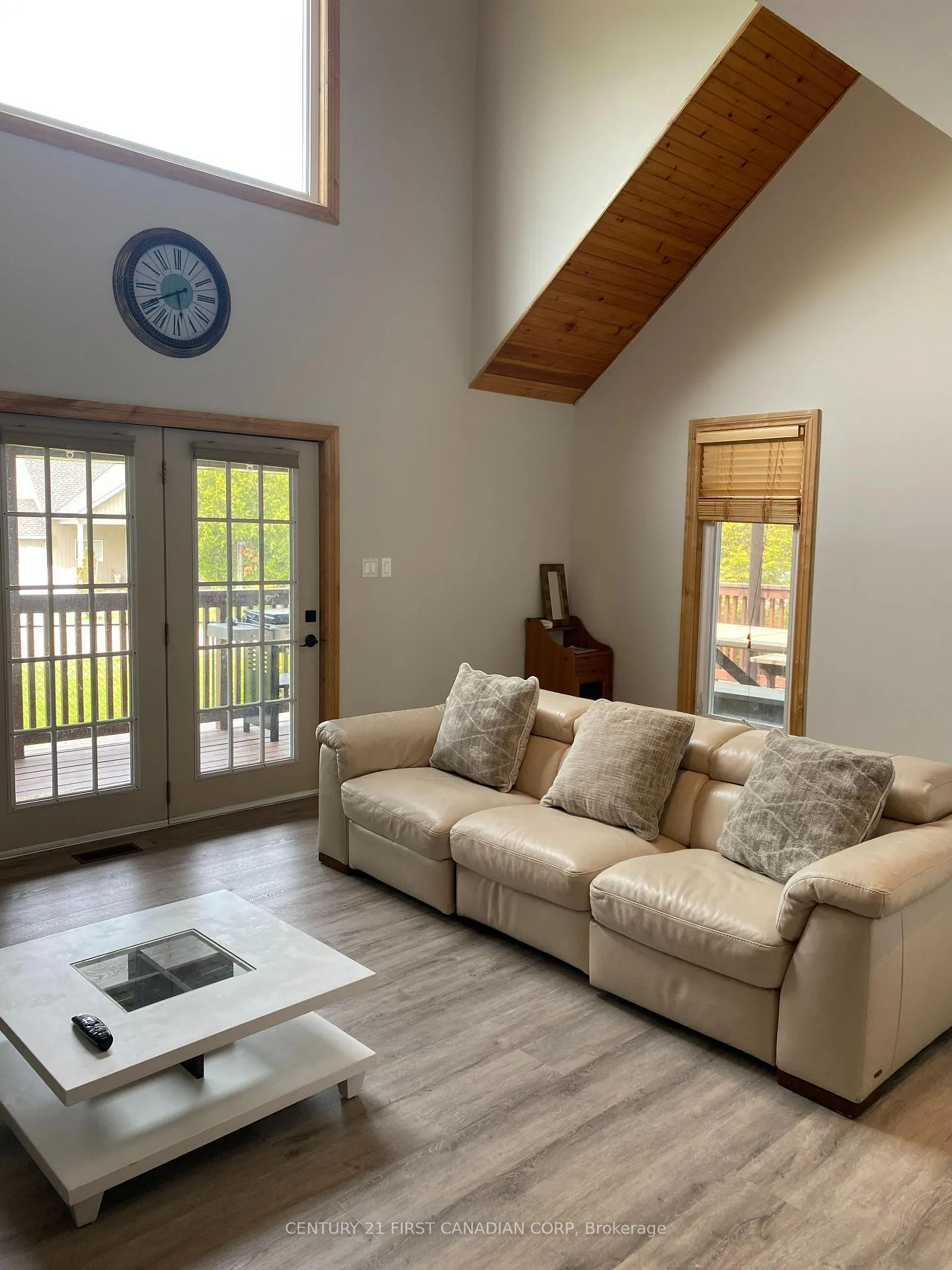 Photo 10 of 71889 Sunridge Crescent, Bluewater, Hay — HOMEH