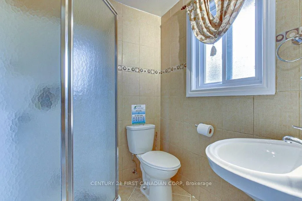 Photo 21 of 71889 Sunridge Crescent, Bluewater, Hay — HOMEH
