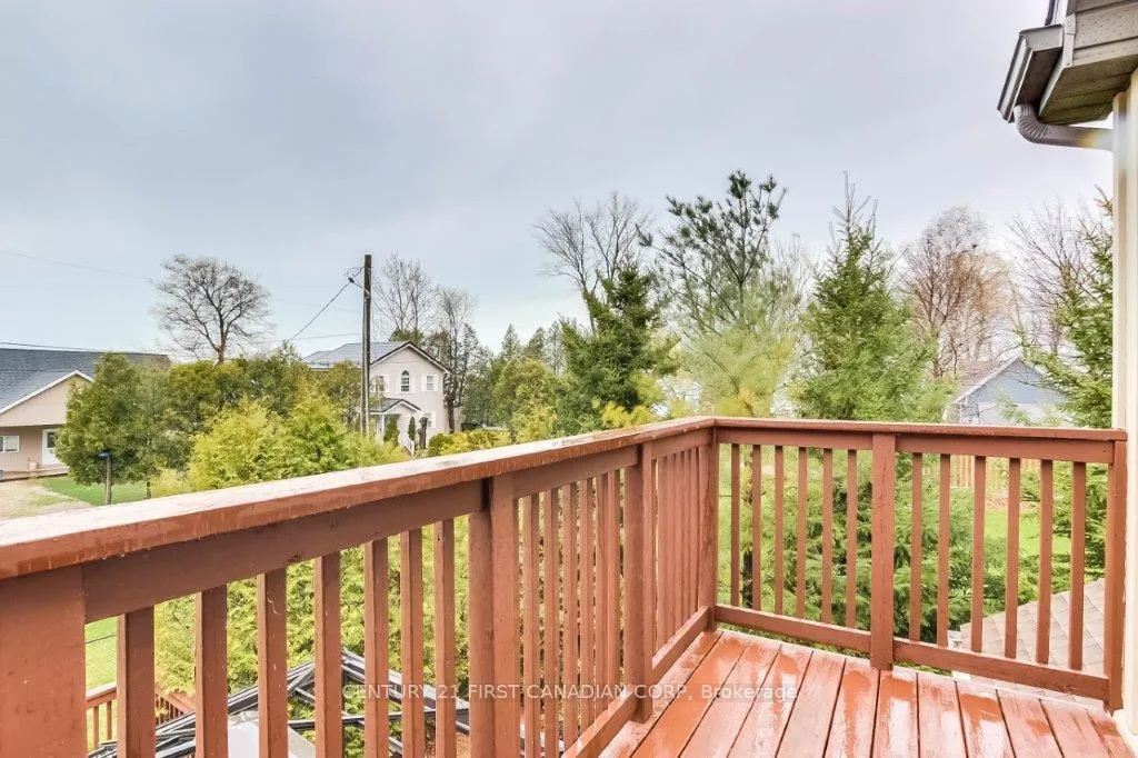 Photo 25 of 71889 Sunridge Crescent, Bluewater, Hay — HOMEH