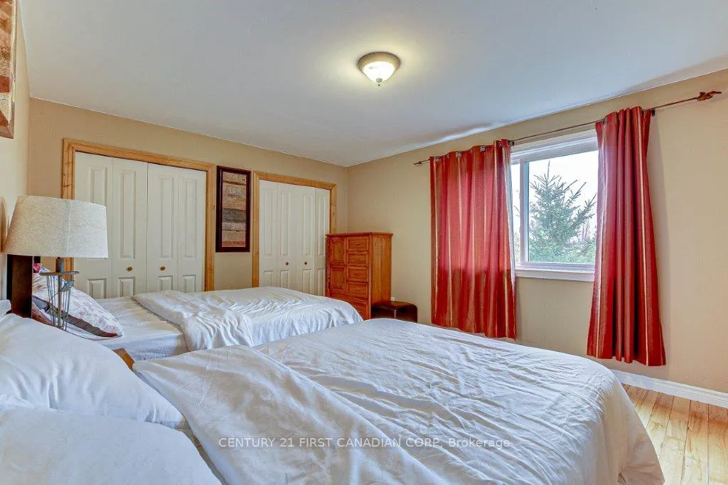 Photo 31 of 71889 Sunridge Crescent, Bluewater, Hay — HOMEH