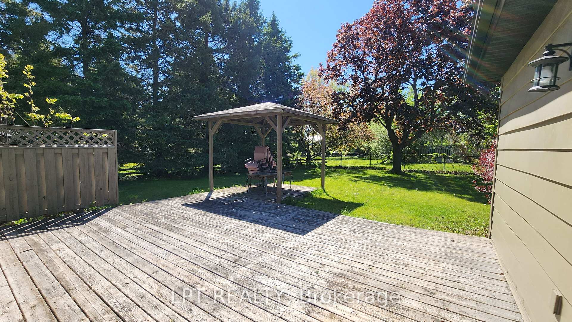 Photo 16 of 205 Christopher Street, Clearview, Stayner — HOMEH