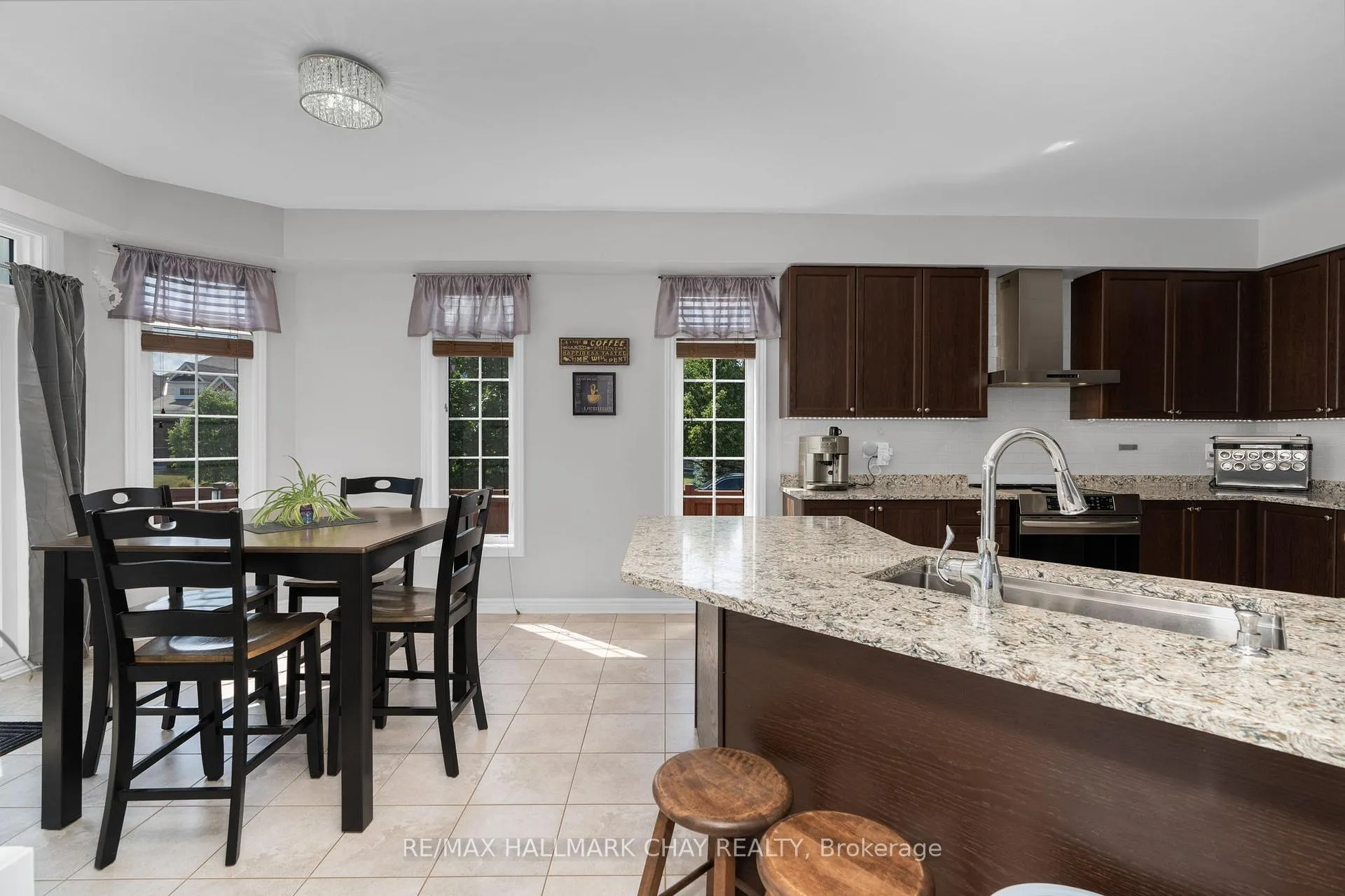 Photo 16 of 117 Mount Crescent, Essa, Angus — HOMEH
