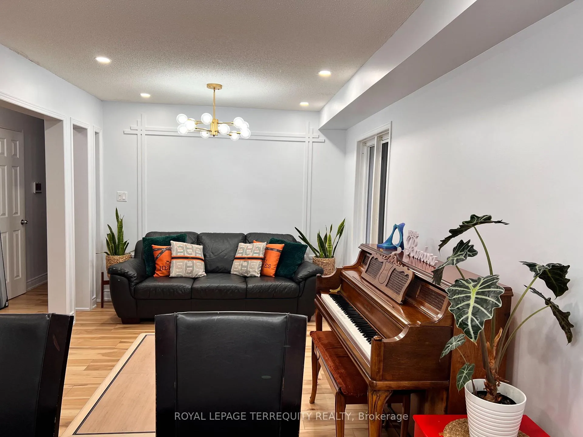 Photo 8 of 115 Guinevere Road, Markham, Cedarwood — HOMEH