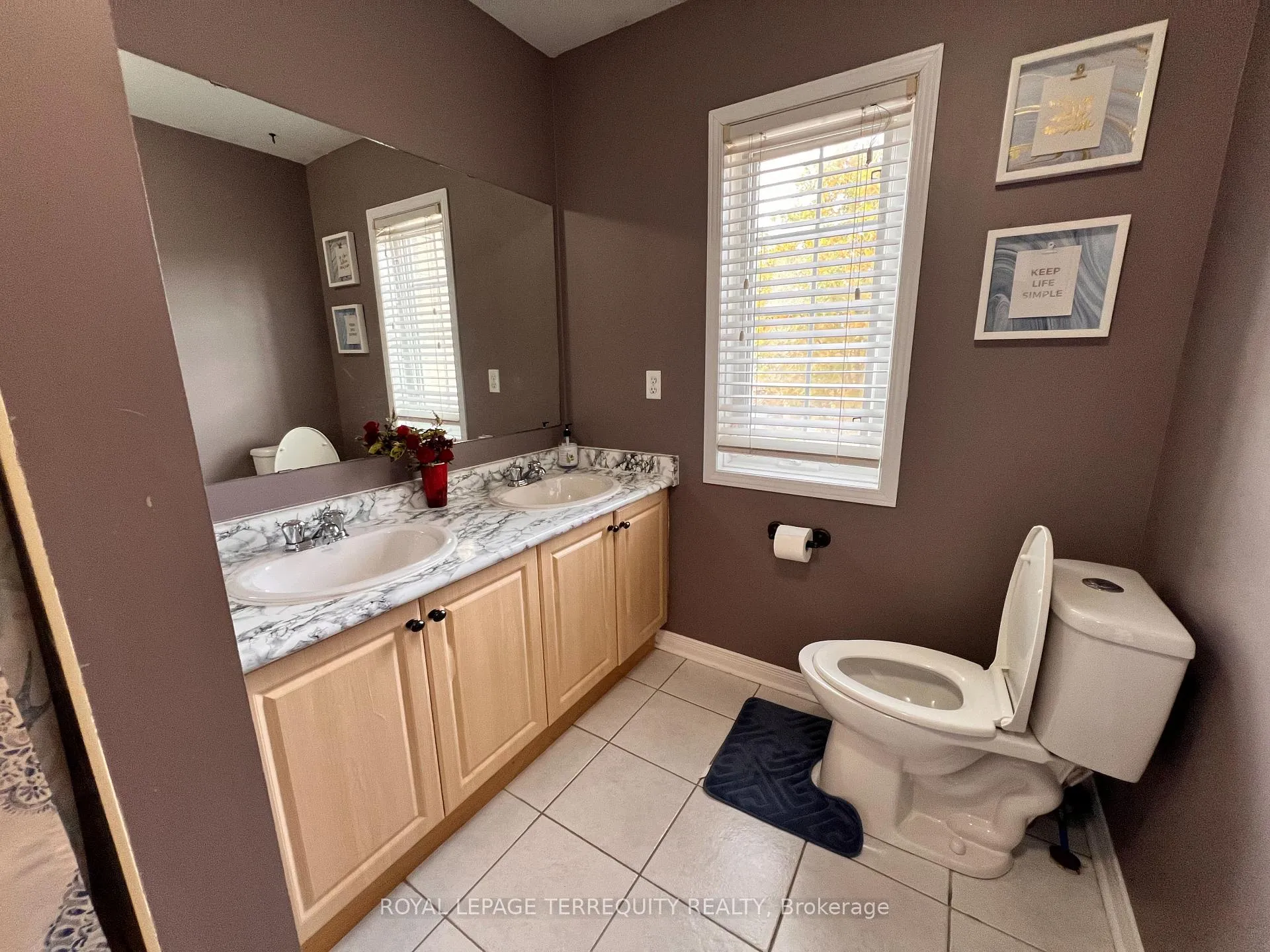 Photo 10 of 115 Guinevere Road, Markham, Cedarwood — HOMEH