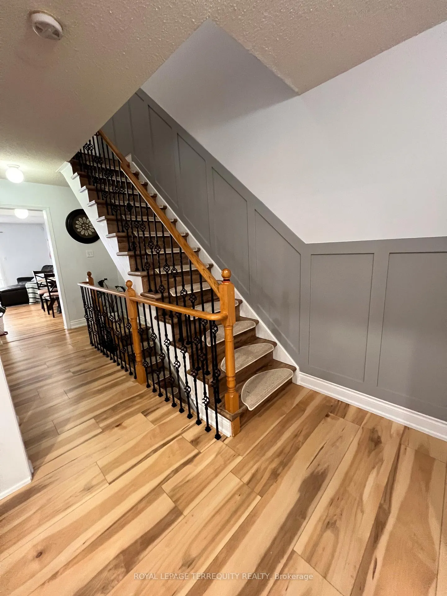 Photo 13 of 115 Guinevere Road, Markham, Cedarwood — HOMEH