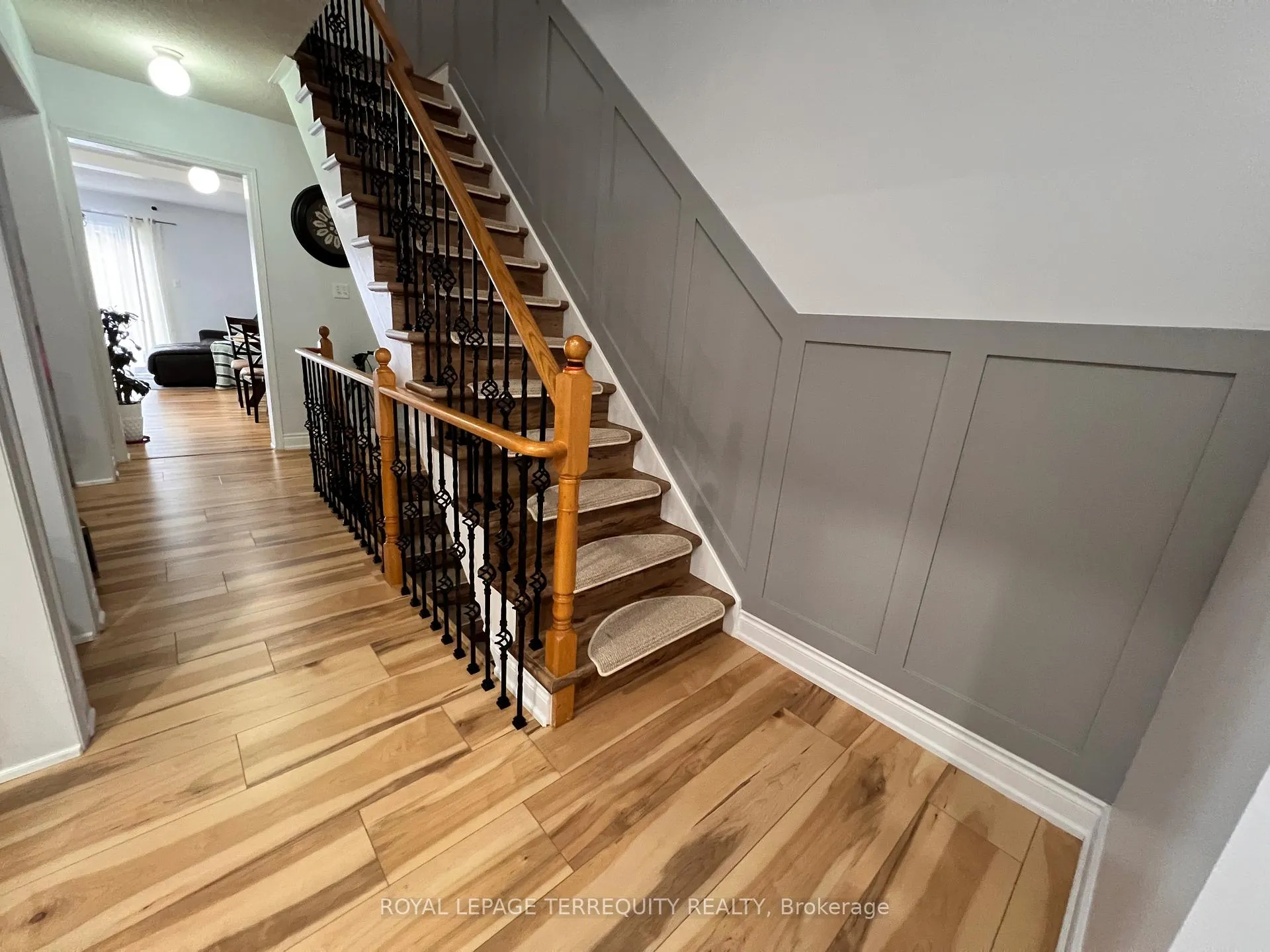 Photo 14 of 115 Guinevere Road, Markham, Cedarwood — HOMEH