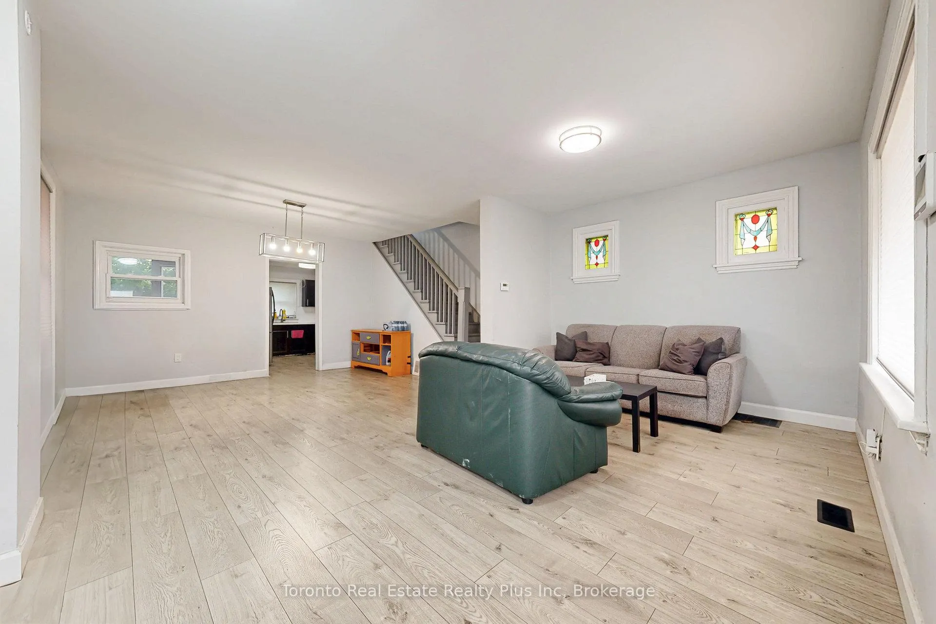 Photo 4 of 280 Cannon Street E, Hamilton, Beasley — HOMEH