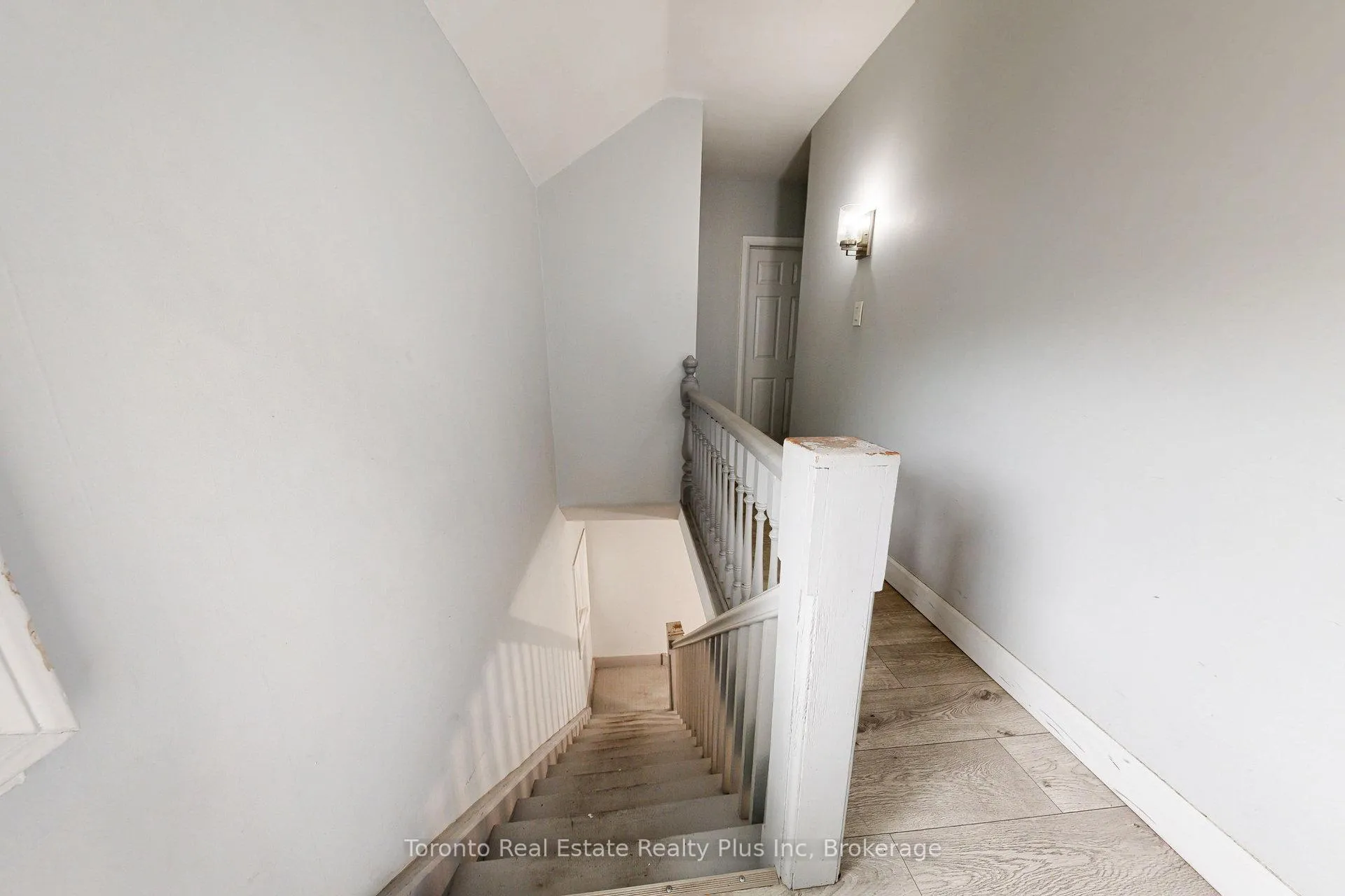 Photo 9 of 280 Cannon Street E, Hamilton, Beasley — HOMEH