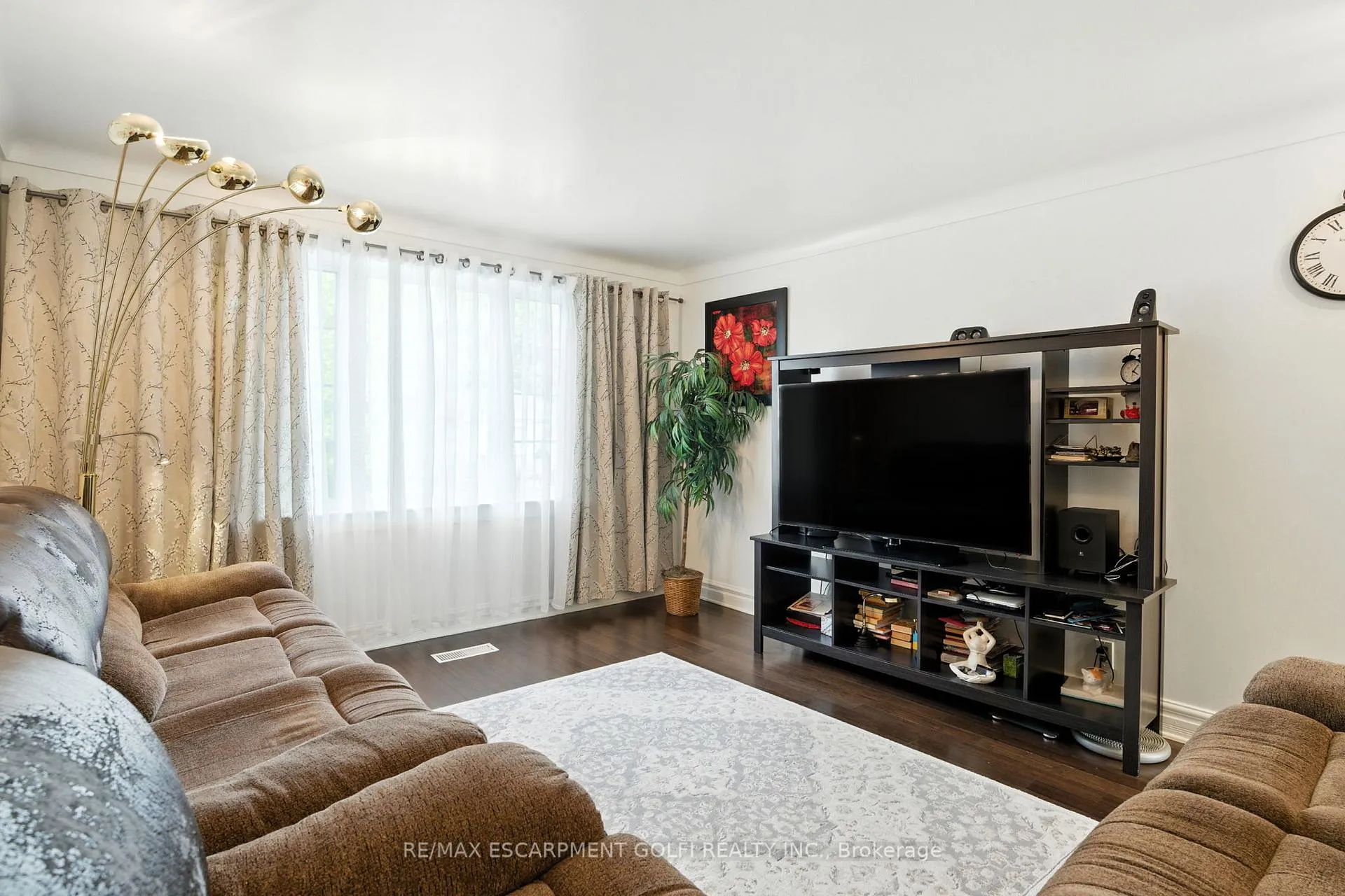 Photo 13 of 39 Clayburn Avenue, St. Catharines, Oakdale — HOMEH