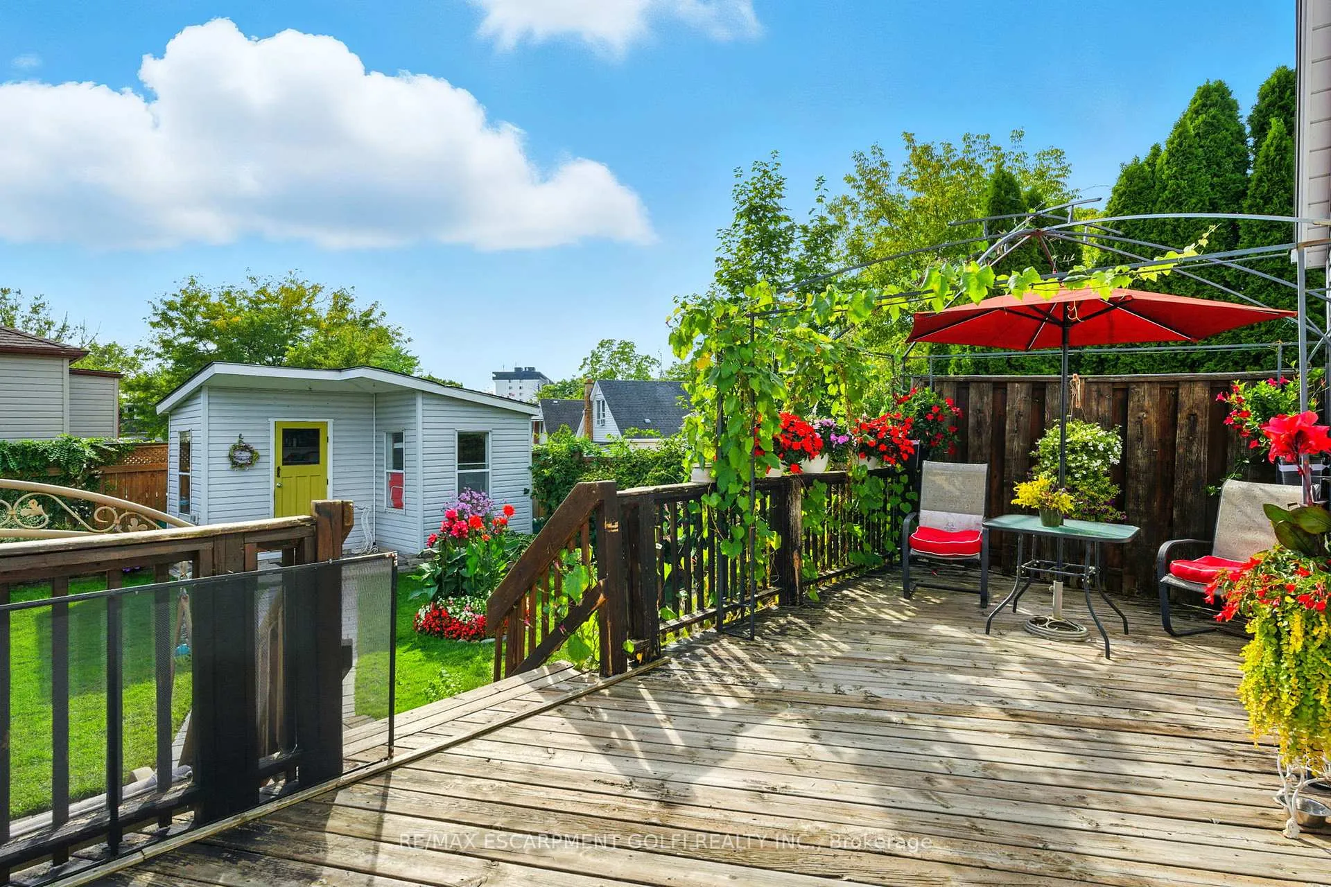 Photo 25 of 39 Clayburn Avenue, St. Catharines, Oakdale — HOMEH