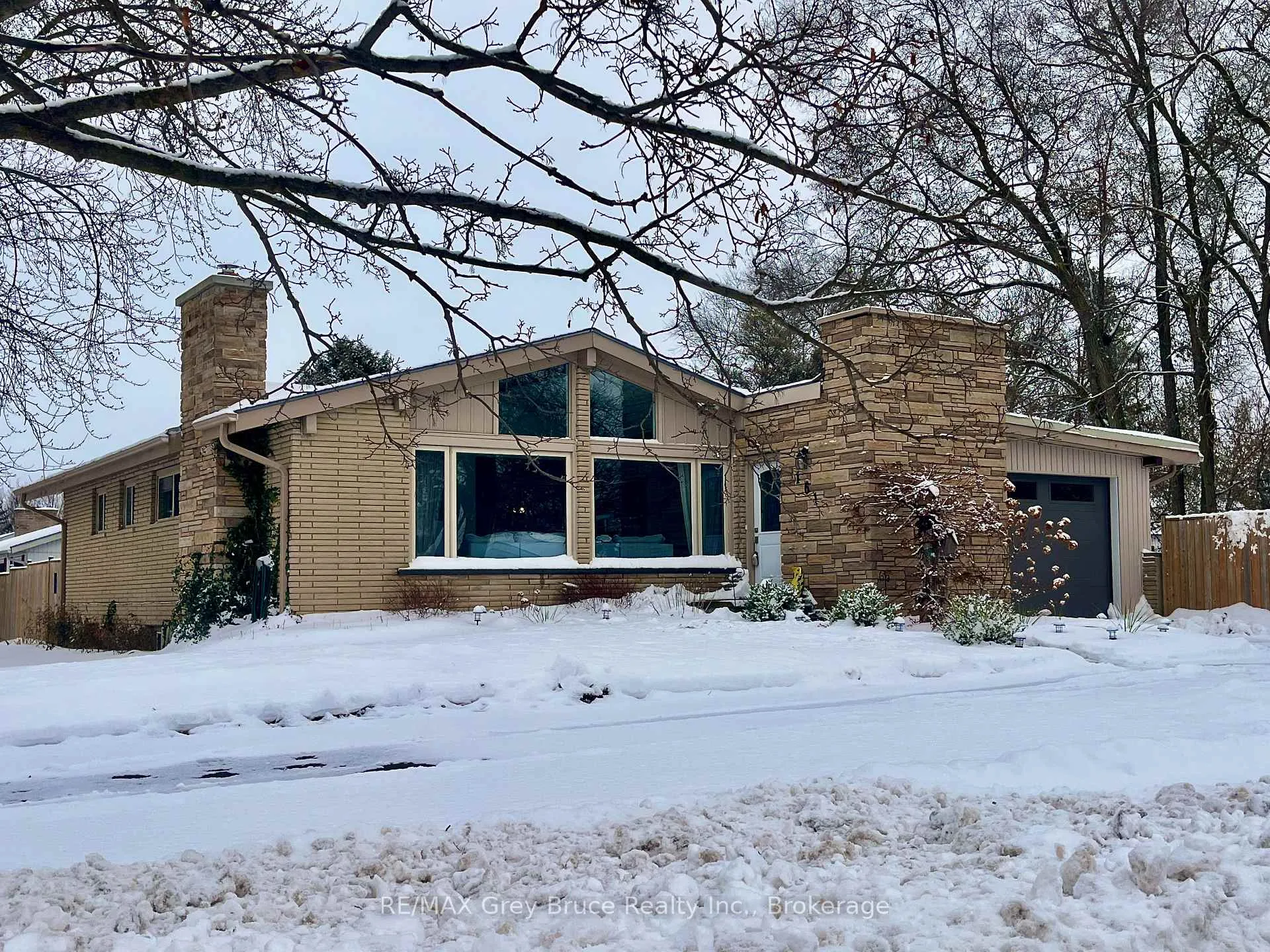Photo 1 of 161 1st Avenue N, Arran-Elderslie — HOMEH