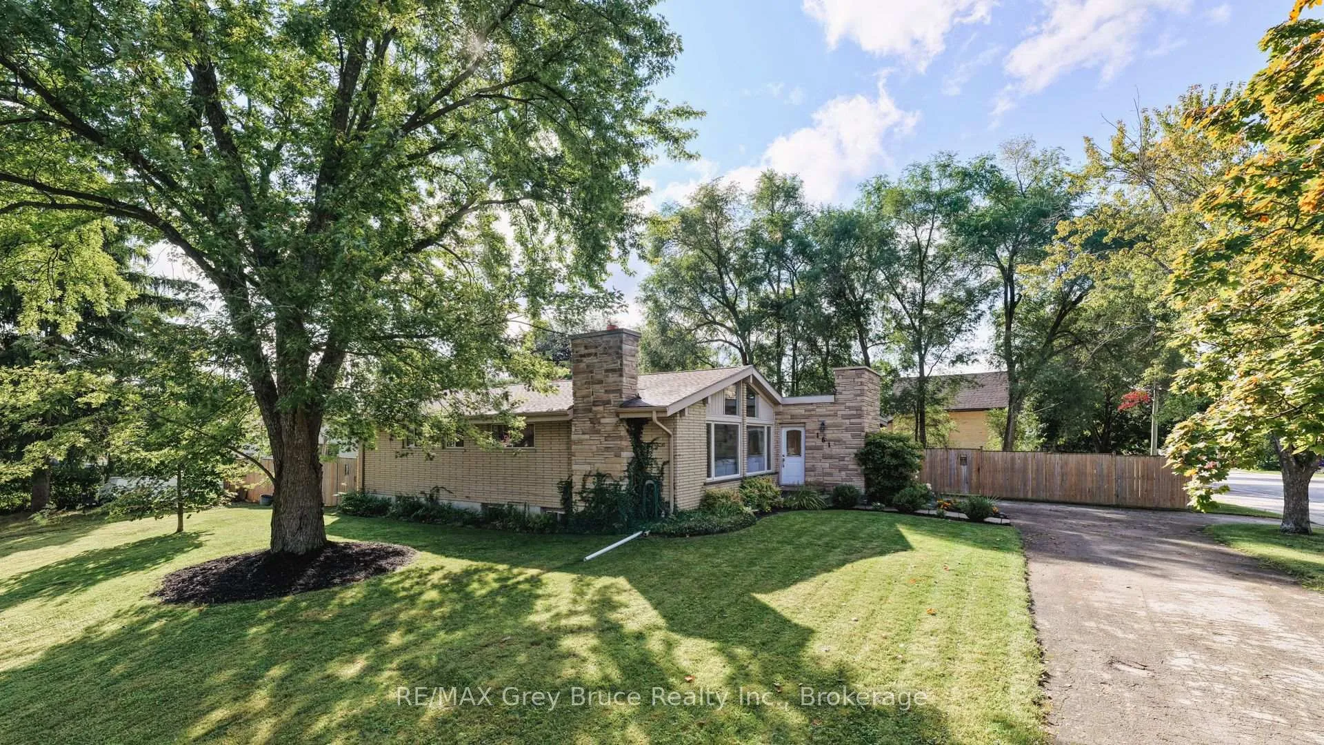 Photo 4 of 161 1st Avenue N, Arran-Elderslie — HOMEH