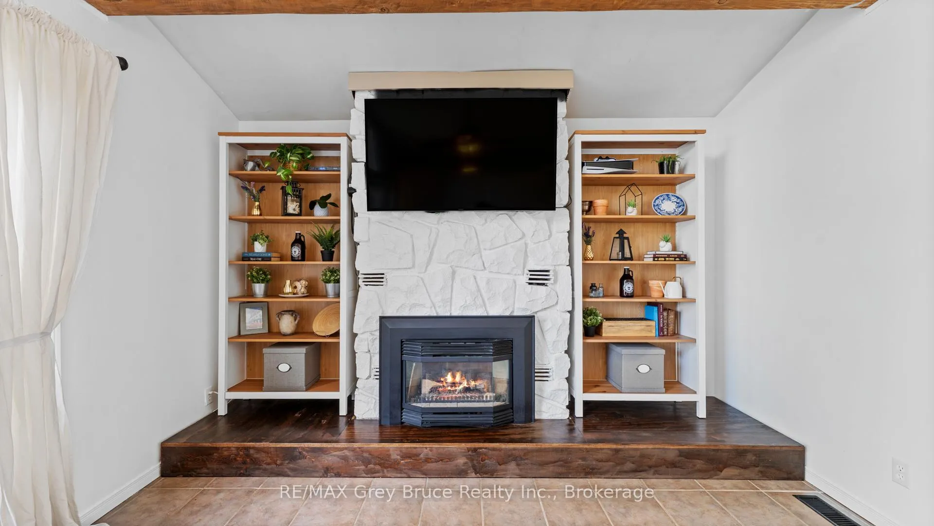 Photo 8 of 161 1st Avenue N, Arran-Elderslie — HOMEH
