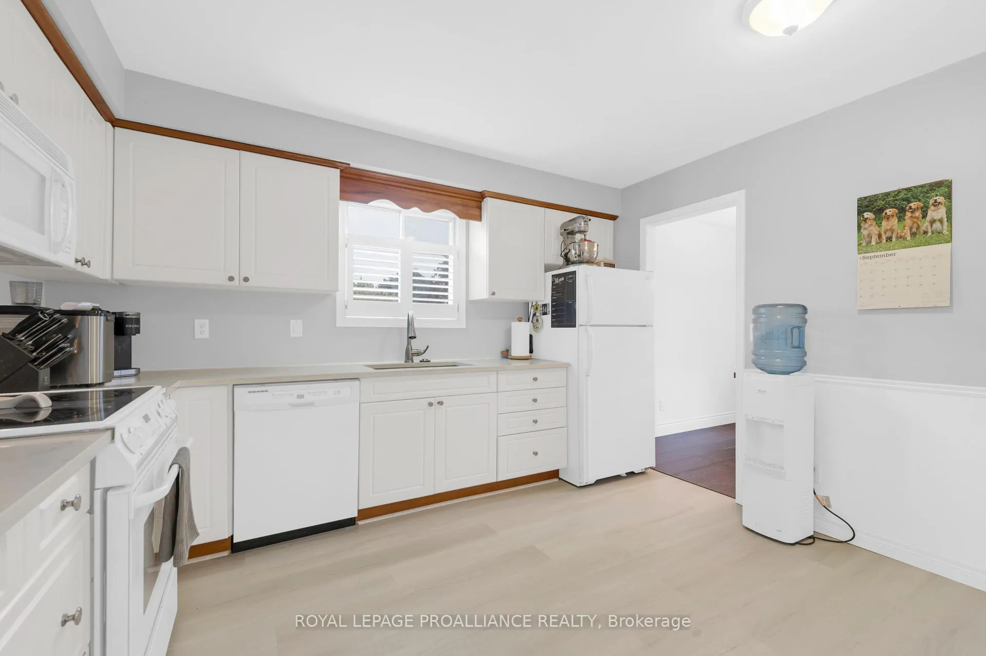 Photo 13 of 22 Briarwood Crescent, Belleville, Belleville Ward — HOMEH