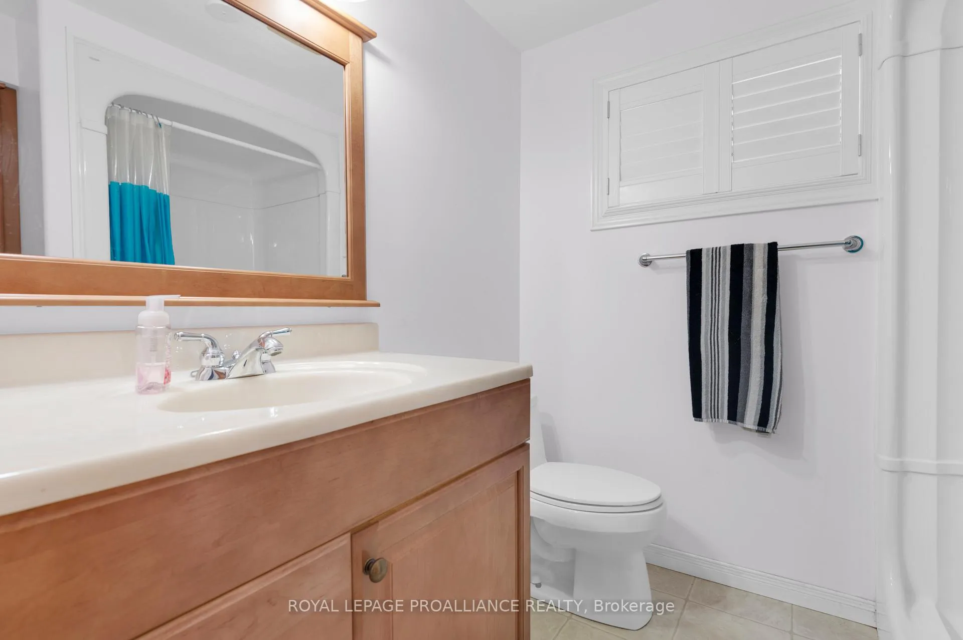 Photo 16 of 22 Briarwood Crescent, Belleville, Belleville Ward — HOMEH