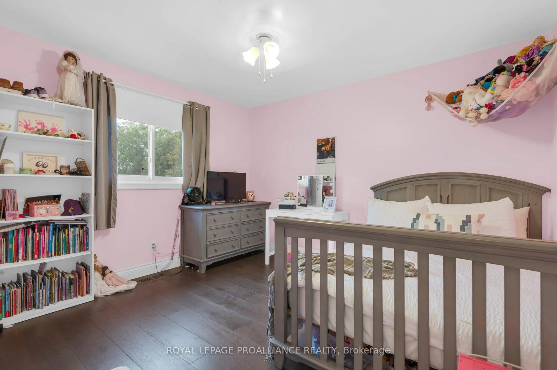 Photo 20 of 22 Briarwood Crescent, Belleville, Belleville Ward — HOMEH
