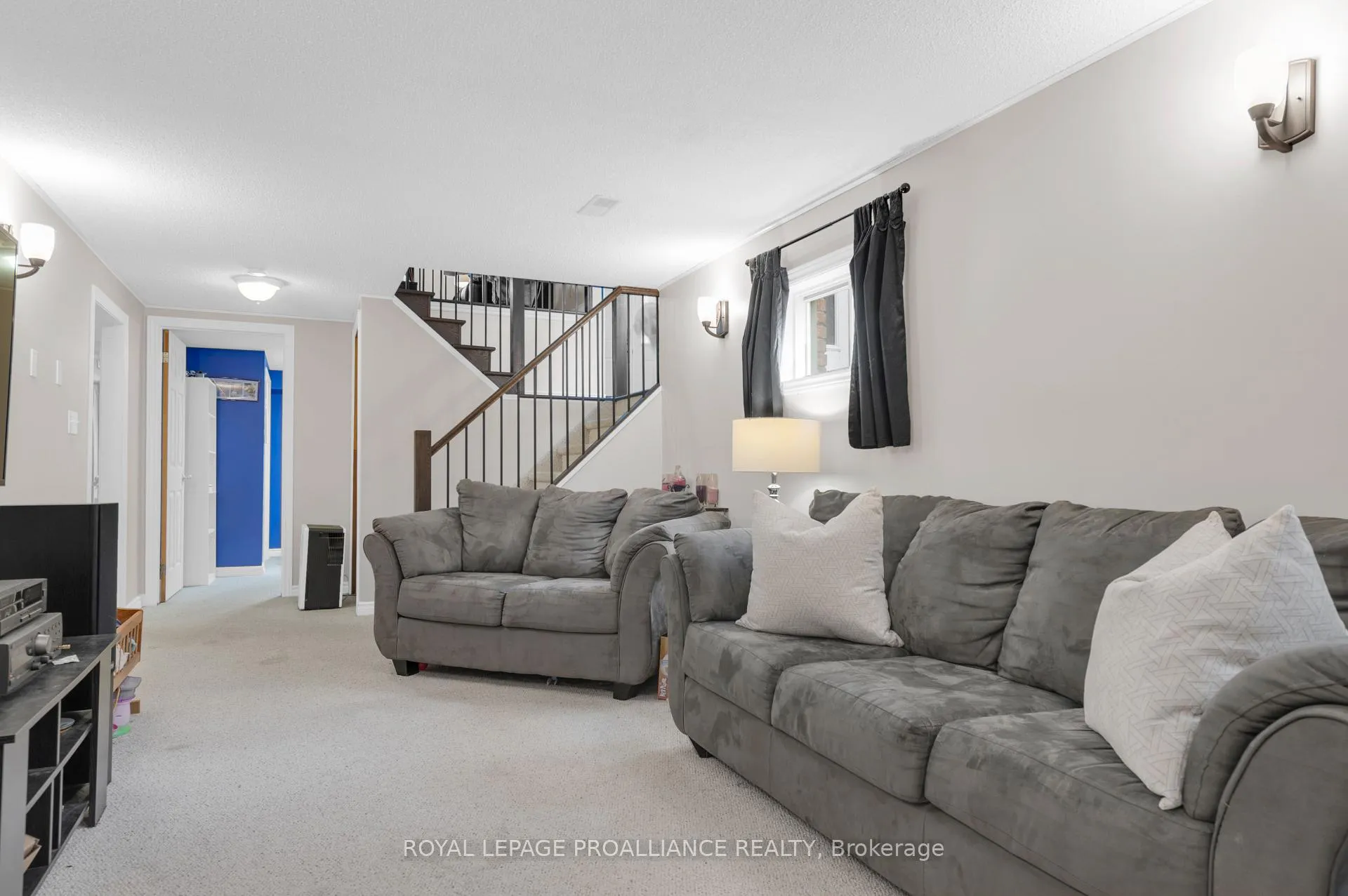 Photo 23 of 22 Briarwood Crescent, Belleville, Belleville Ward — HOMEH