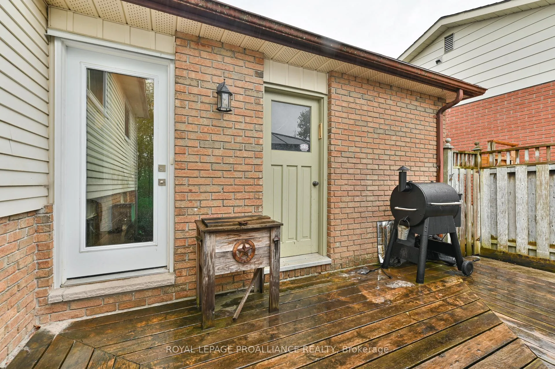 Photo 28 of 22 Briarwood Crescent, Belleville, Belleville Ward — HOMEH