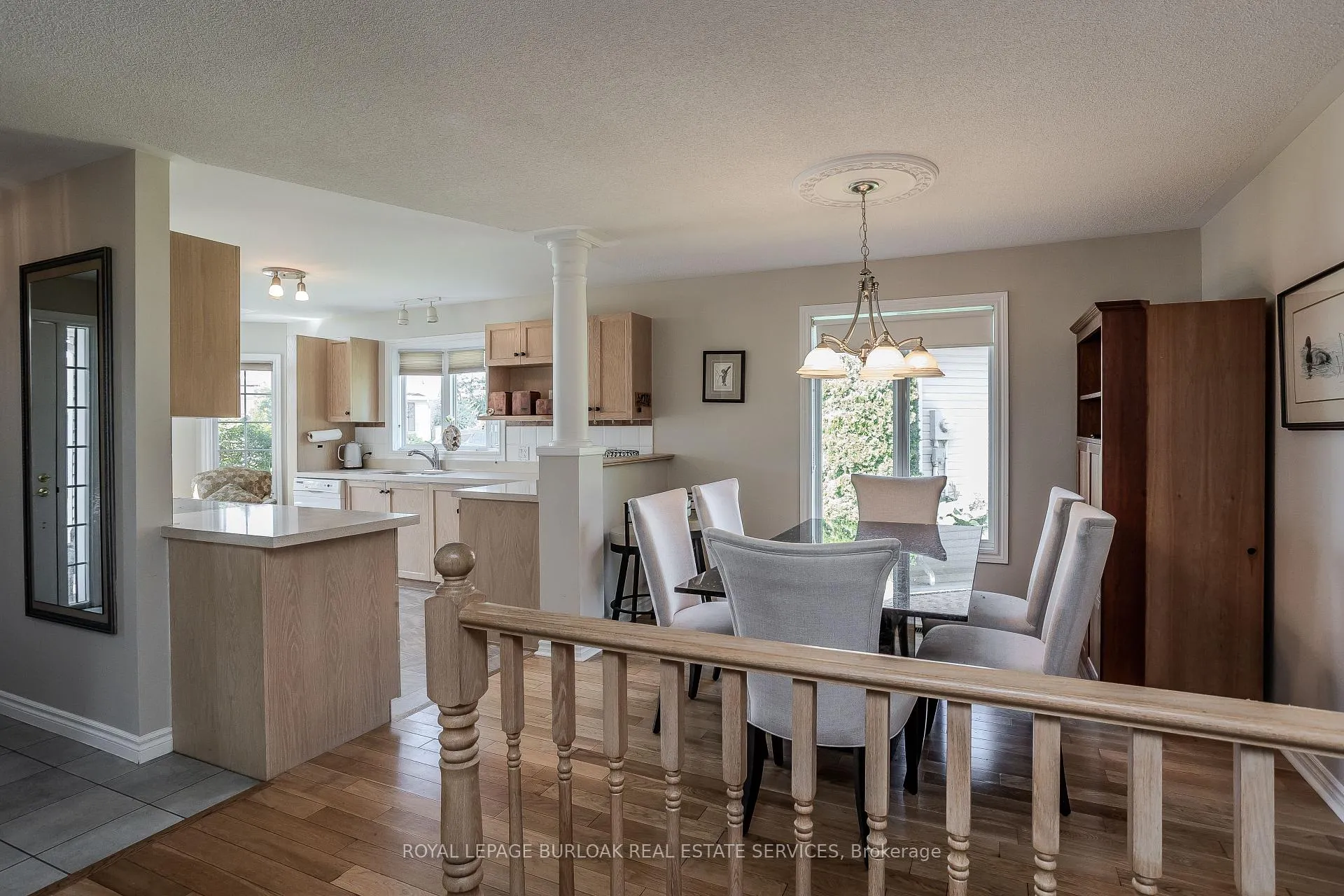 Photo 19 of 109 Emerald Court, Hamilton, Freelton — HOMEH