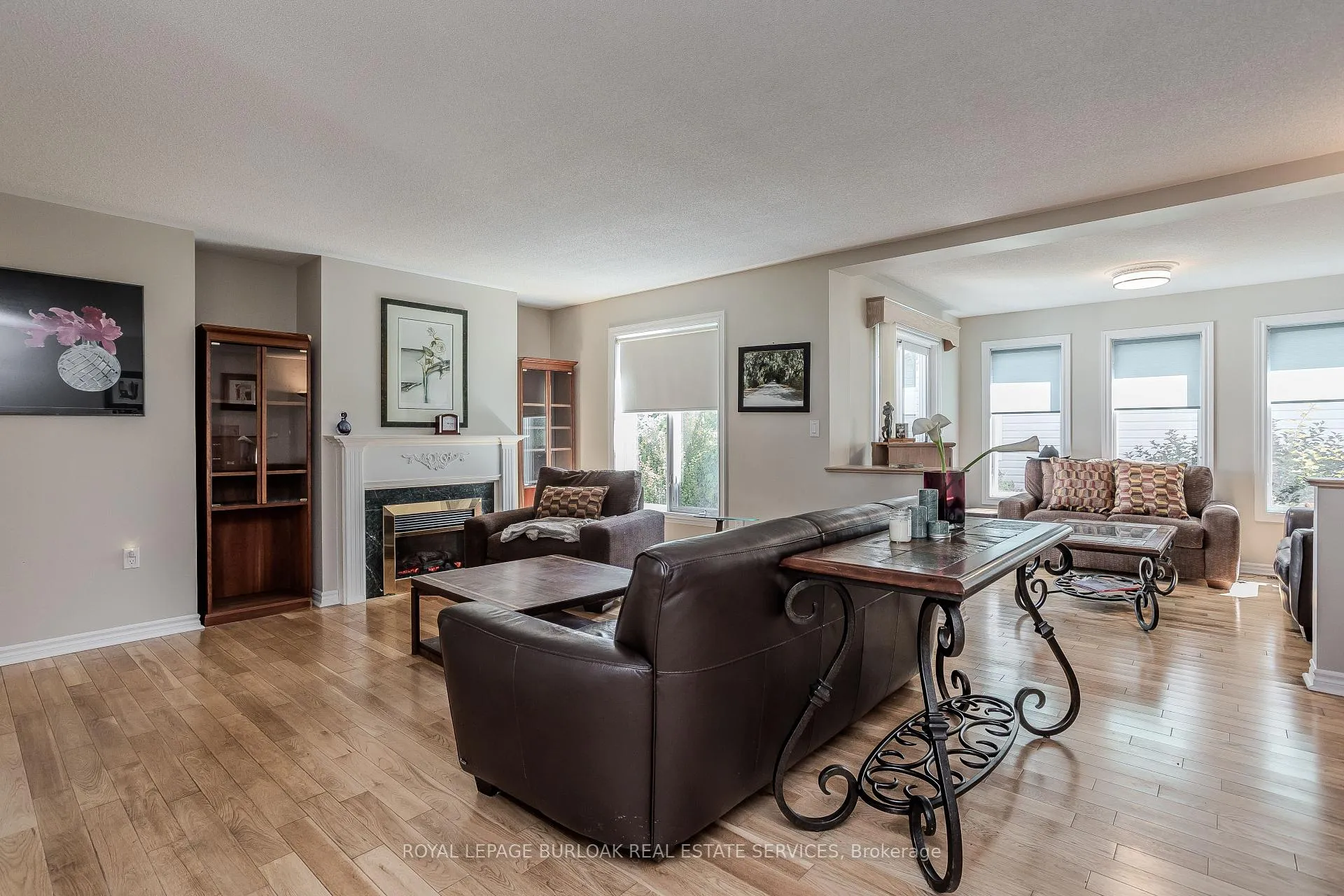 Photo 21 of 109 Emerald Court, Hamilton, Freelton — HOMEH