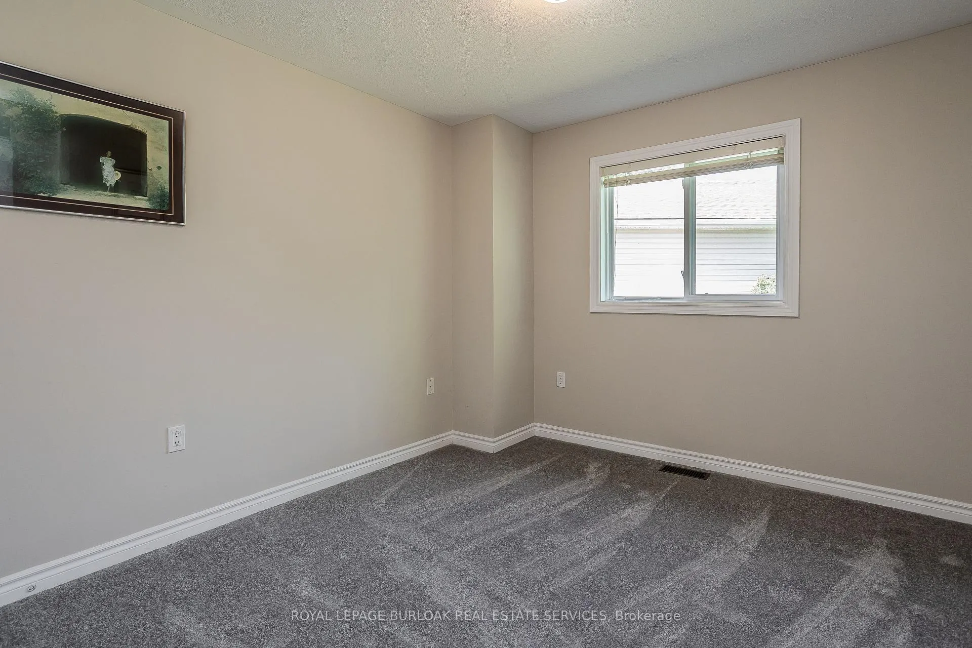 Photo 31 of 109 Emerald Court, Hamilton, Freelton — HOMEH