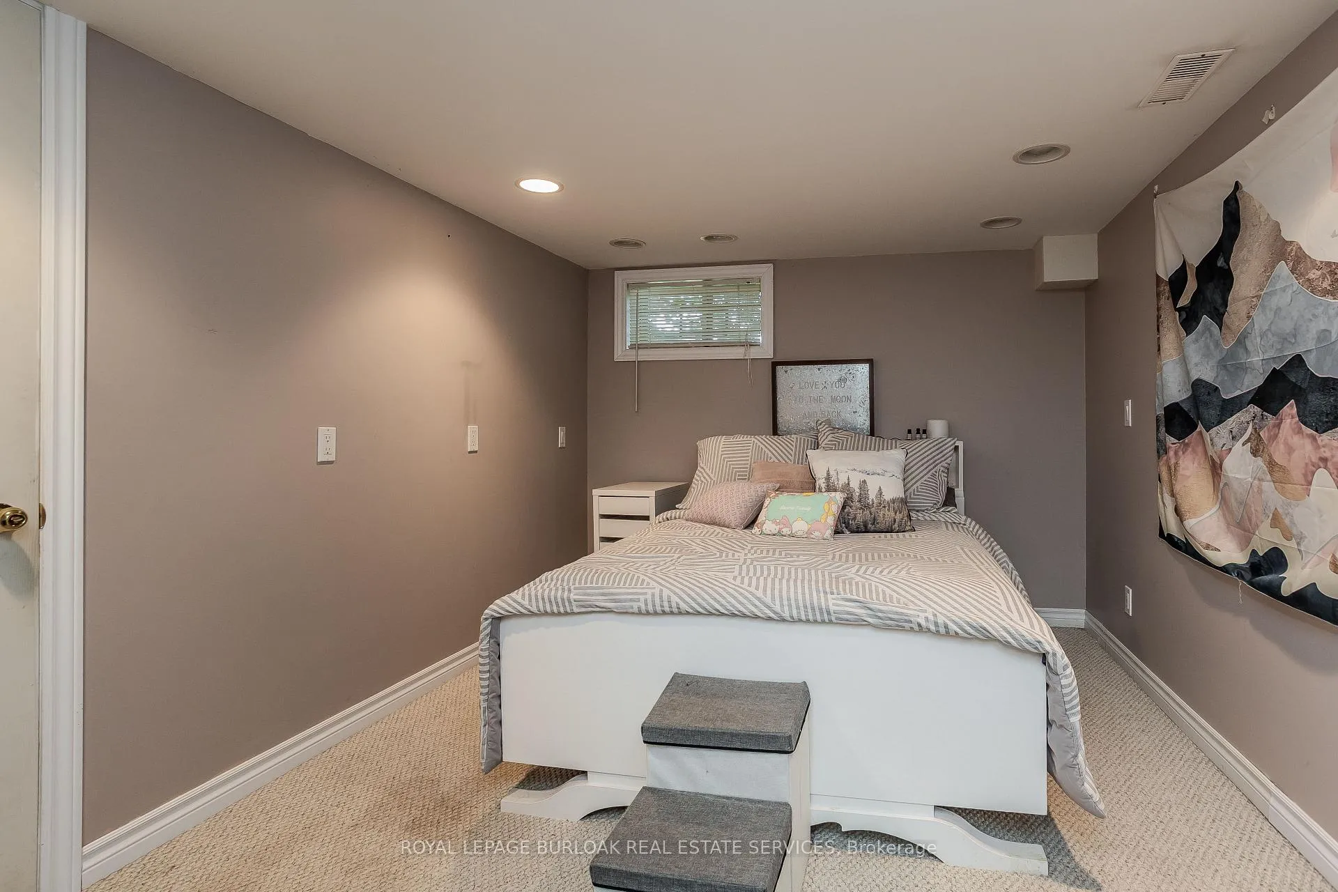 Photo 36 of 109 Emerald Court, Hamilton, Freelton — HOMEH