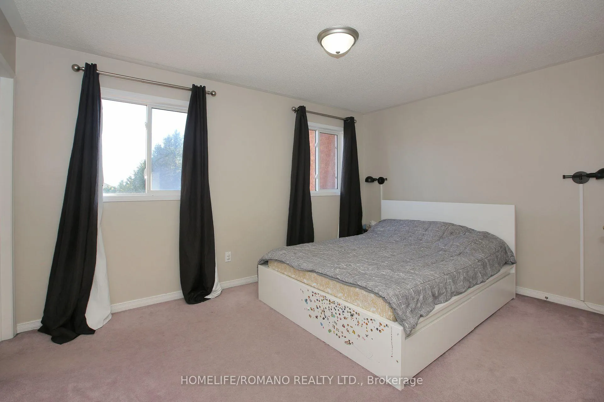 Photo 14 of 37 Ridgeway Court, Vaughan, Maple — HOMEH