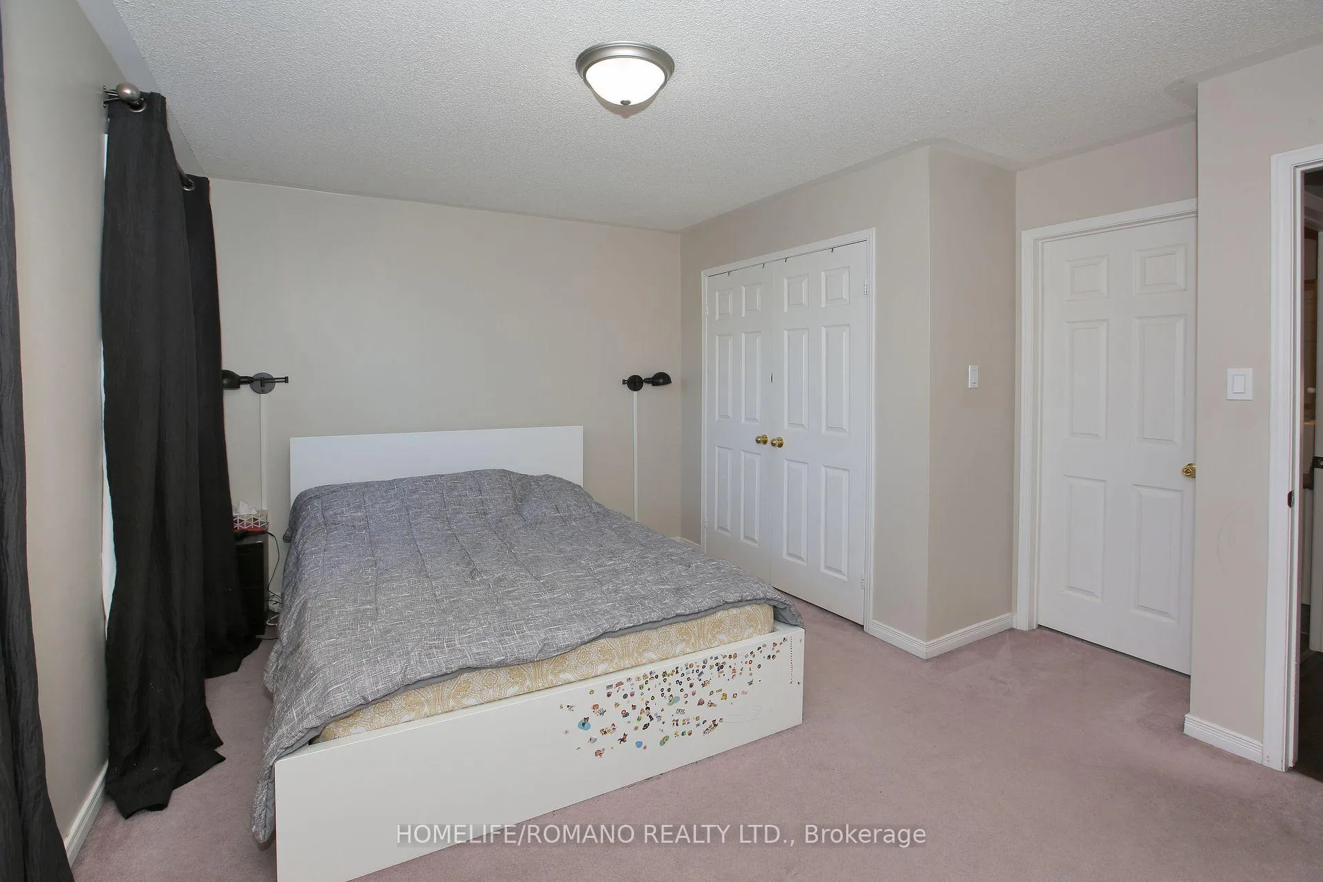 Photo 15 of 37 Ridgeway Court, Vaughan, Maple — HOMEH