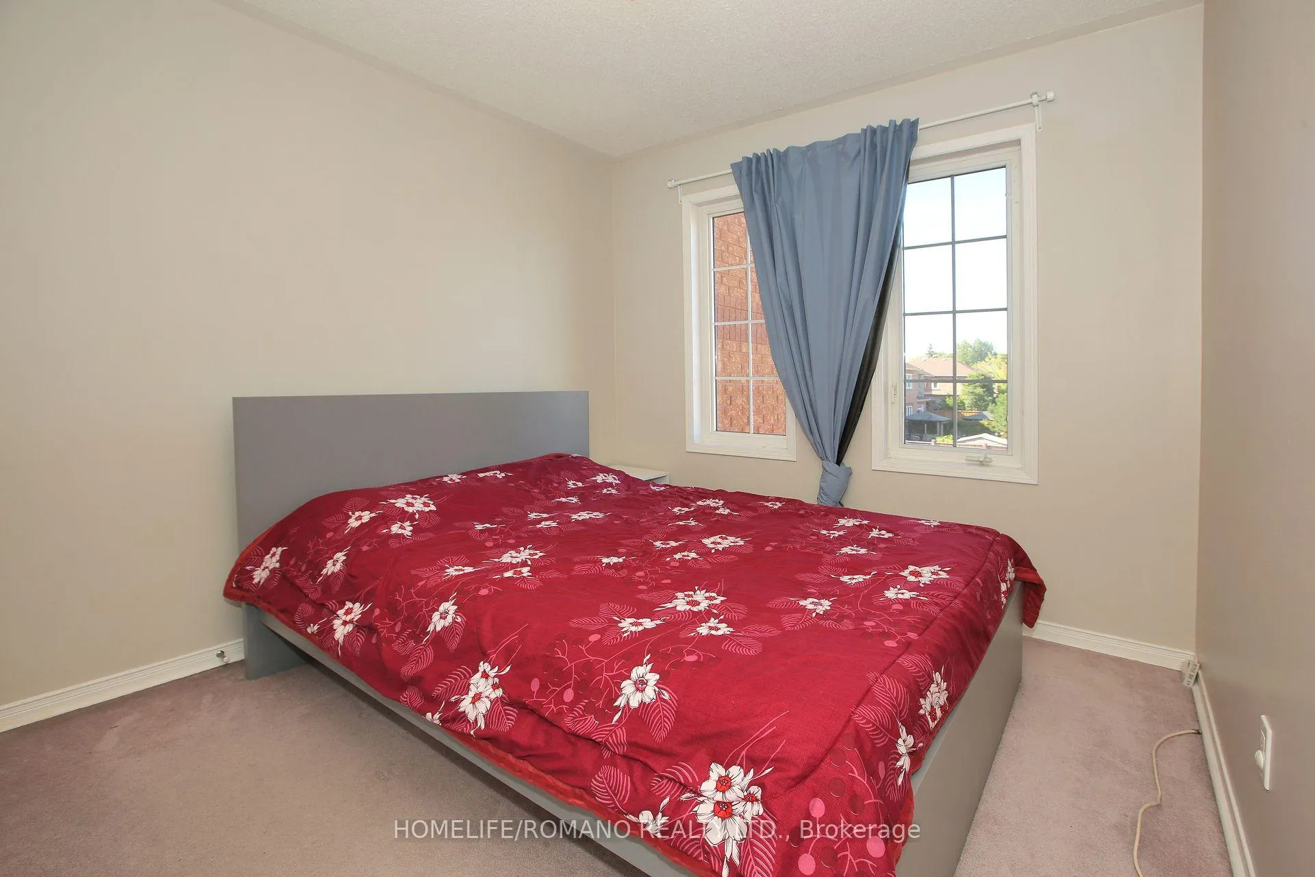 Photo 18 of 37 Ridgeway Court, Vaughan, Maple — HOMEH