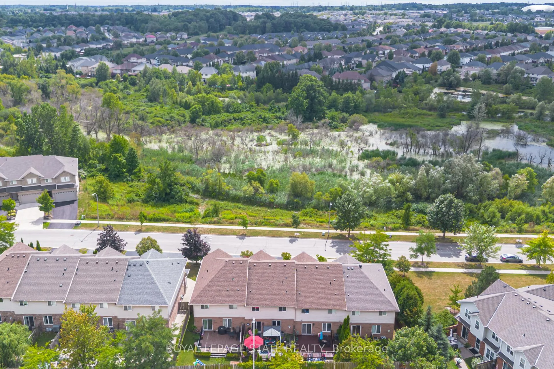 Photo 48 of 1105 Harrogate Drive, Hamilton, Ancaster — HOMEH