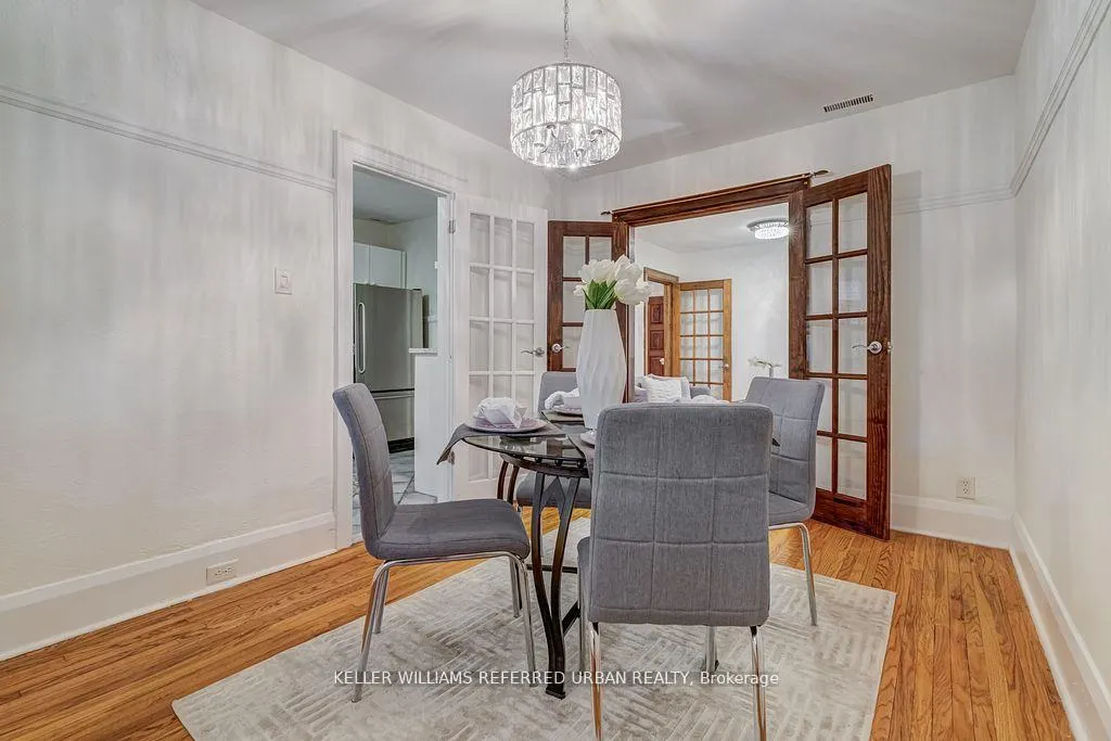 Photo 5 of 188 O'Connor Drive, Toronto, East York — HOMEH