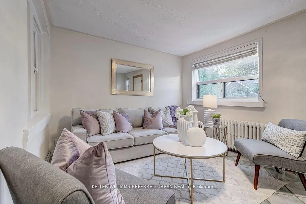 Photo 10 of 188 O'Connor Drive, Toronto, East York — HOMEH