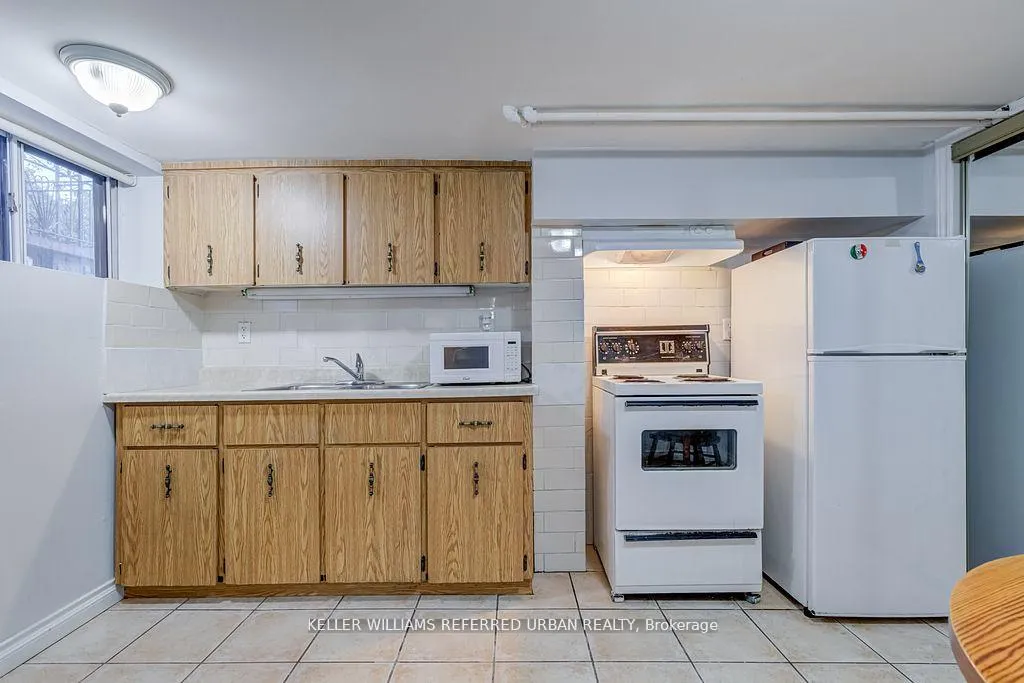 Photo 29 of 188 O'Connor Drive, Toronto, East York — HOMEH
